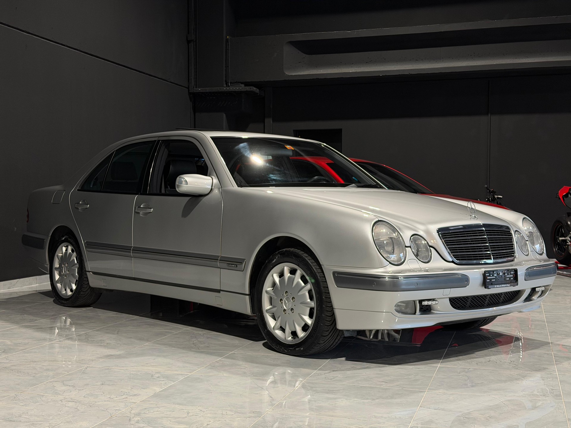 MERCEDES-BENZ E 430 Elégance 4-Matic Automatic