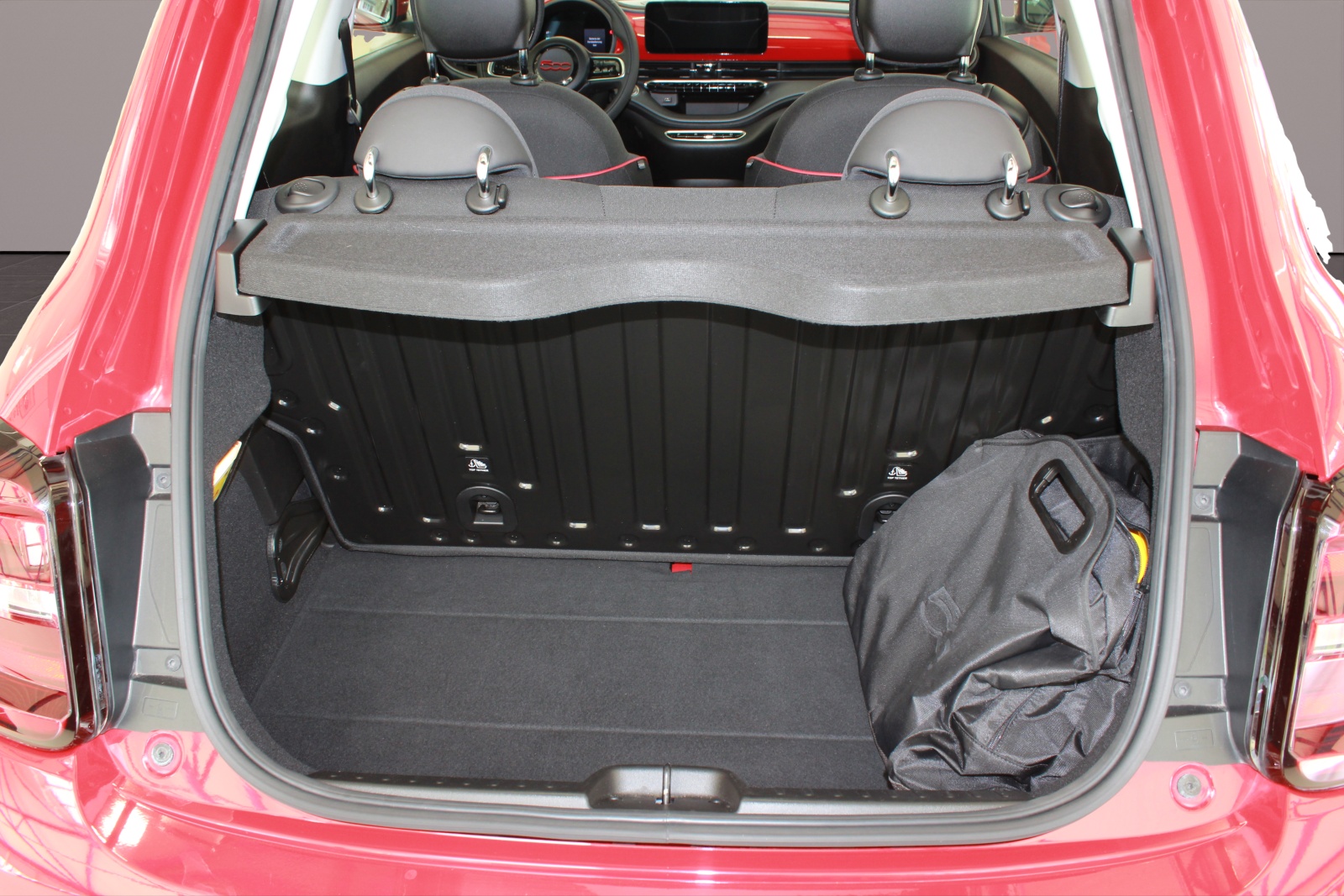 FIAT 500 electric 87 kW Red-image-12