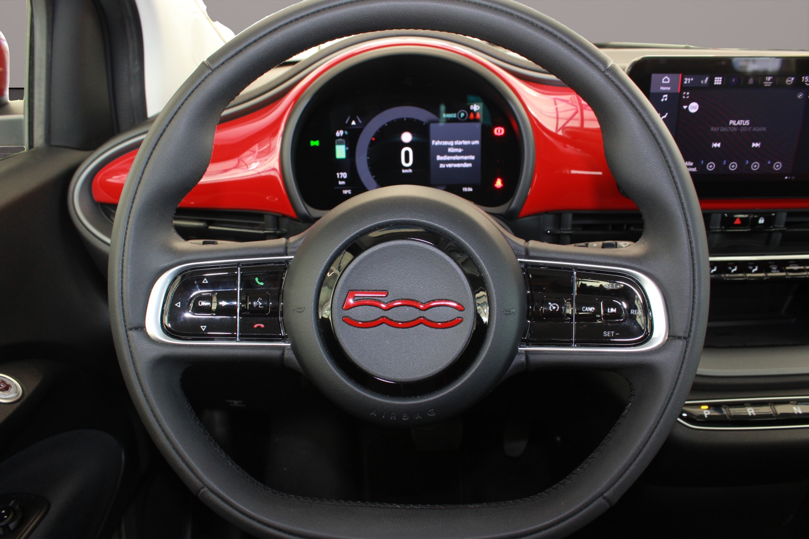 FIAT 500 electric 87 kW Red-image-7