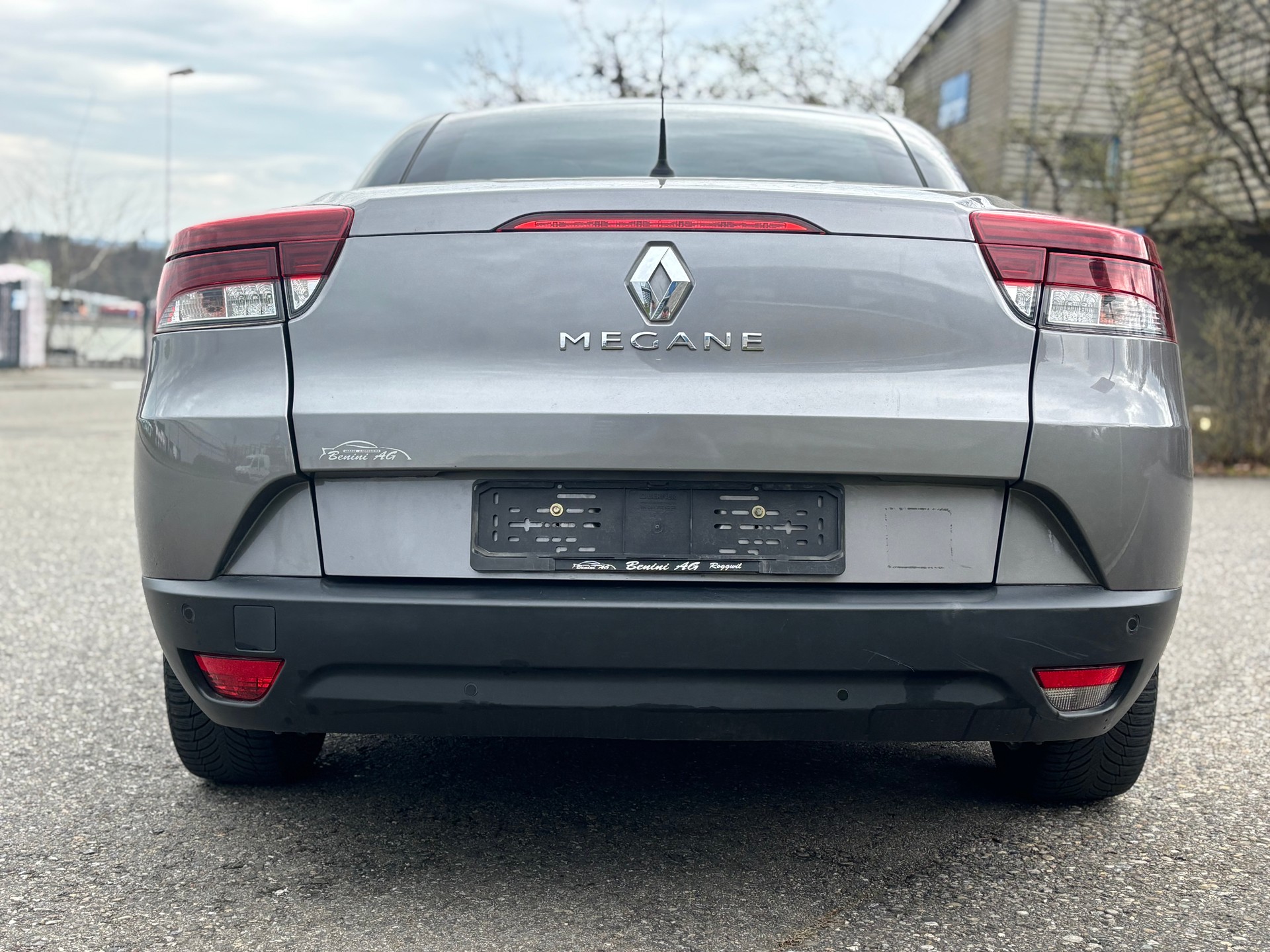 RENAULT Mégane CC 2.0 16V Dynamique CVT-image-6