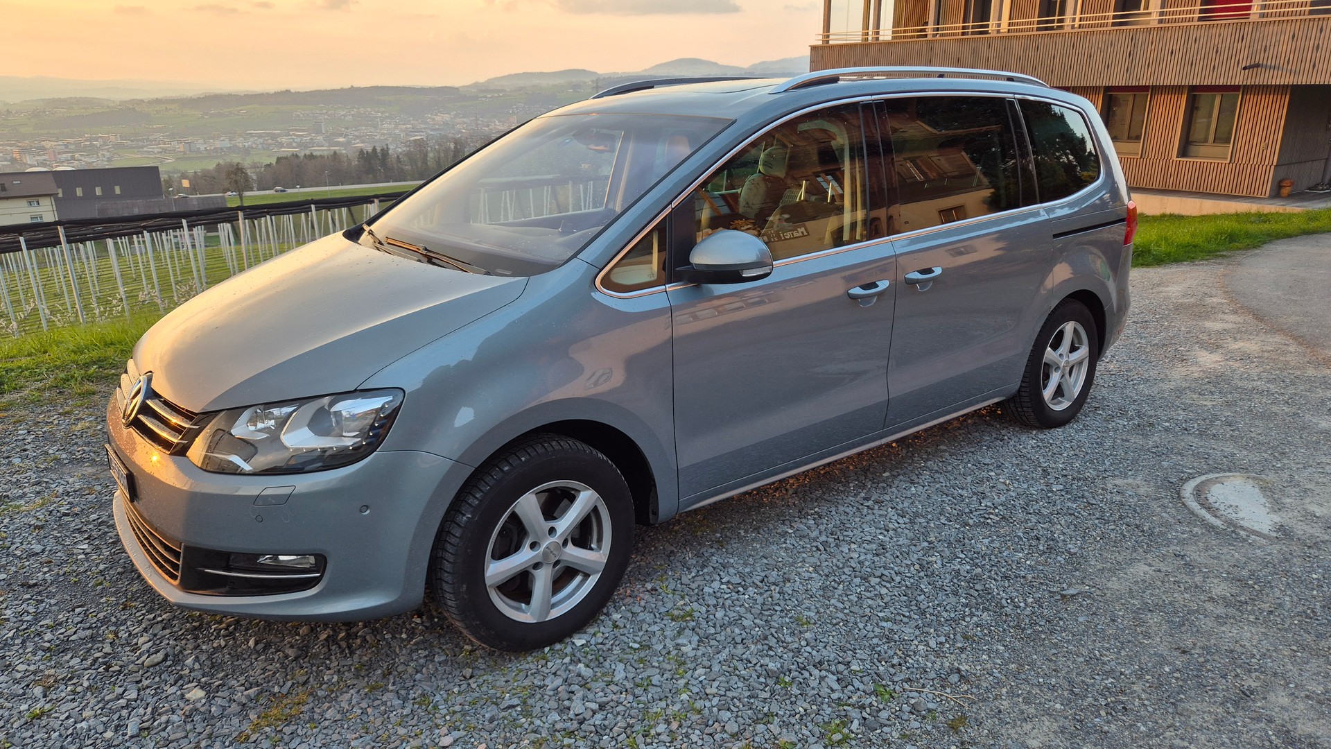 VW Sharan 2.0 D B M T 7Plätze-image-7