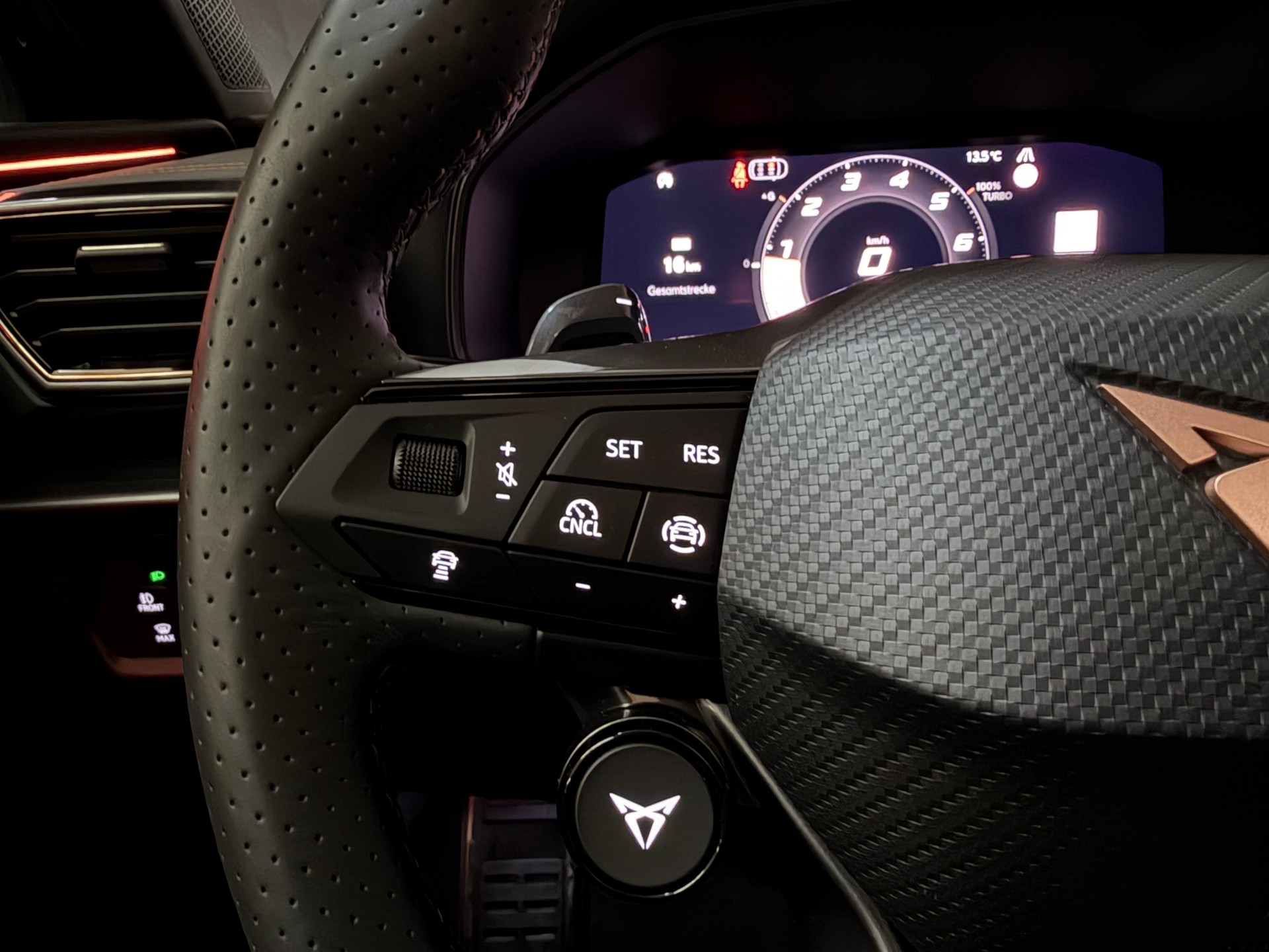 CUPRA LEON ST 2.0 TSI Extreme DSG 4Drive-image-31