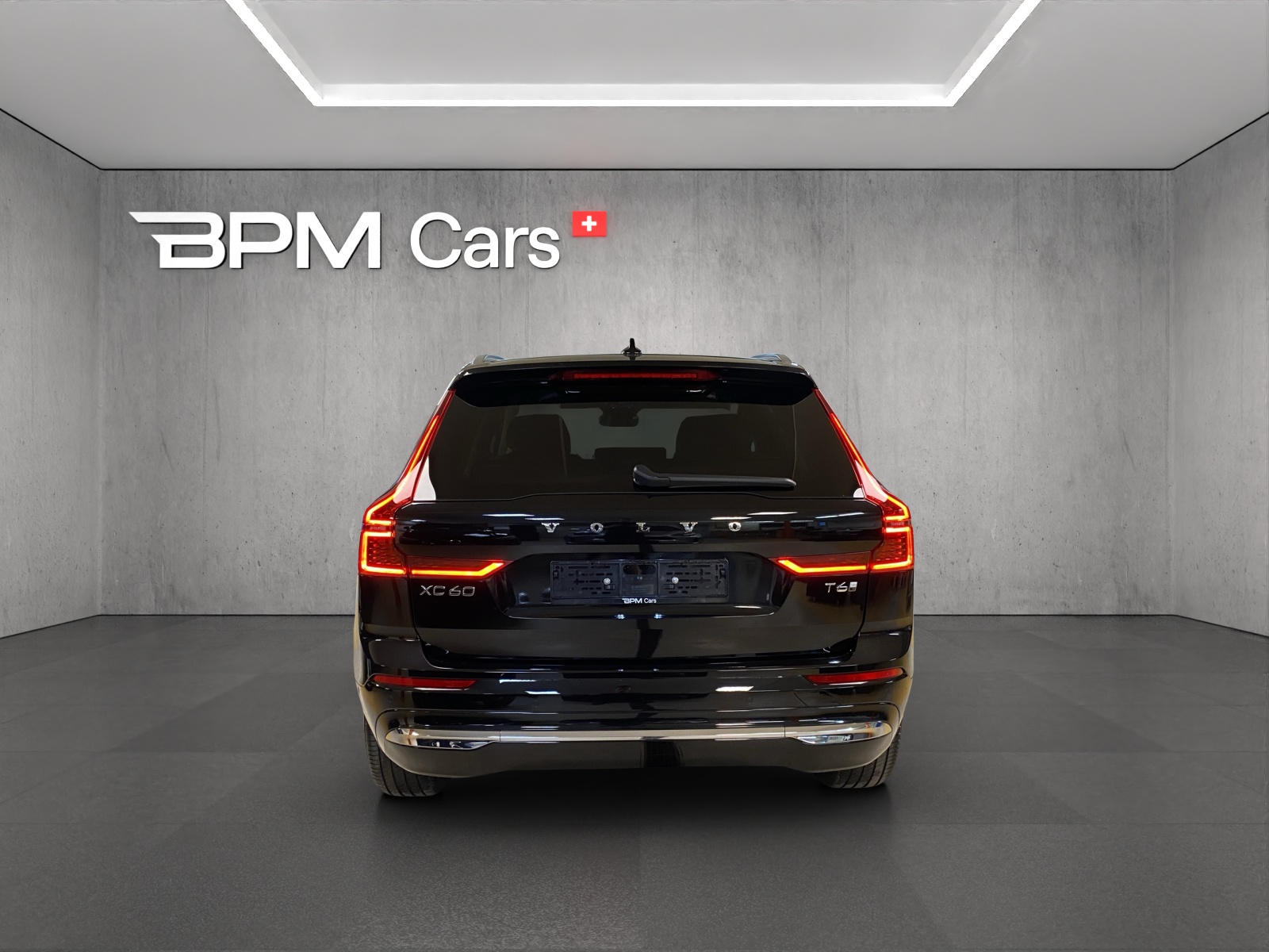 VOLVO XC60 T6 eAWD PluginHybrid Ultra Bright Geartronic-showroom-element-3