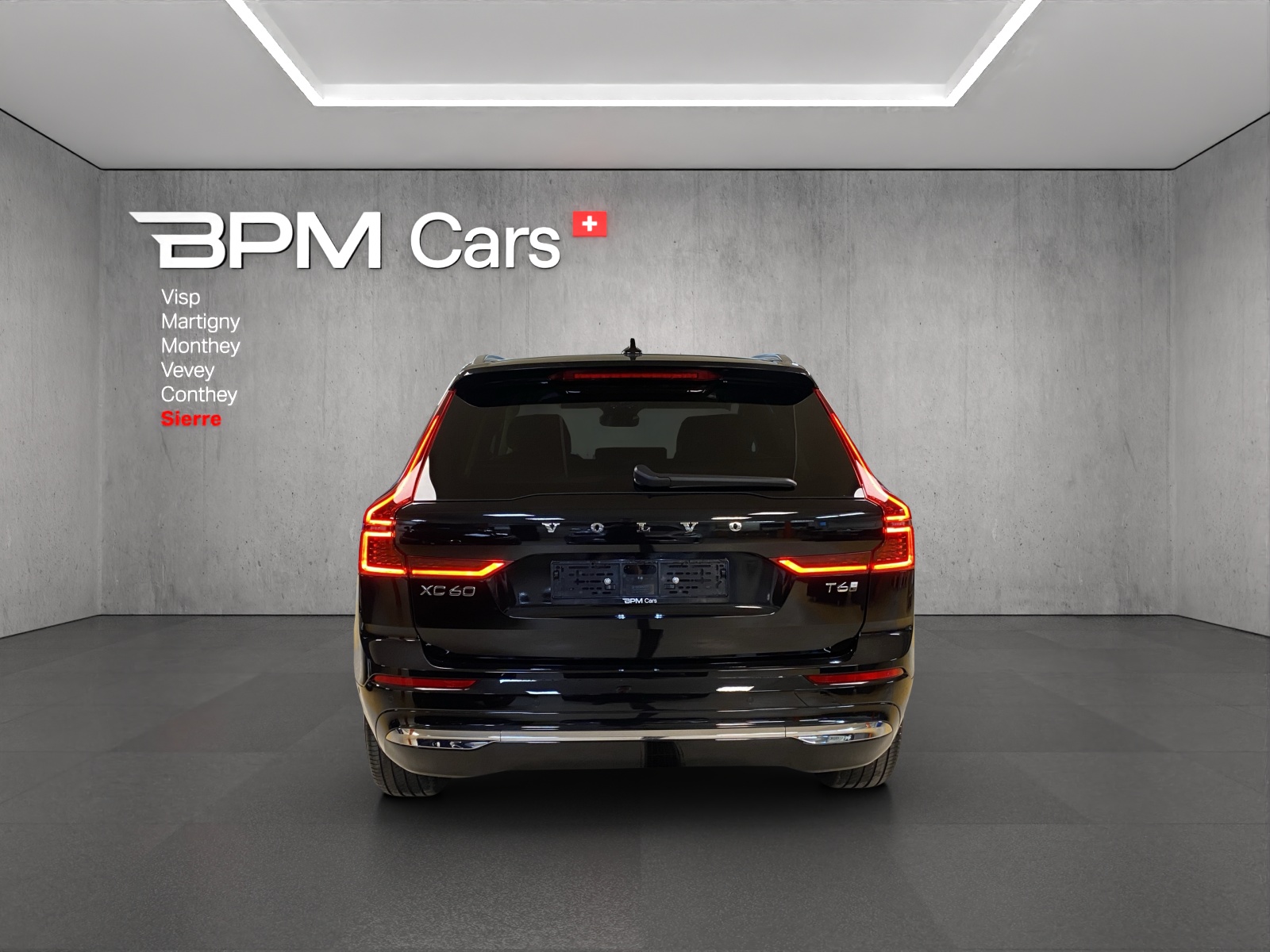 VOLVO XC60 T6 eAWD PluginHybrid Ultra Bright Geartronic-showroom-element-3