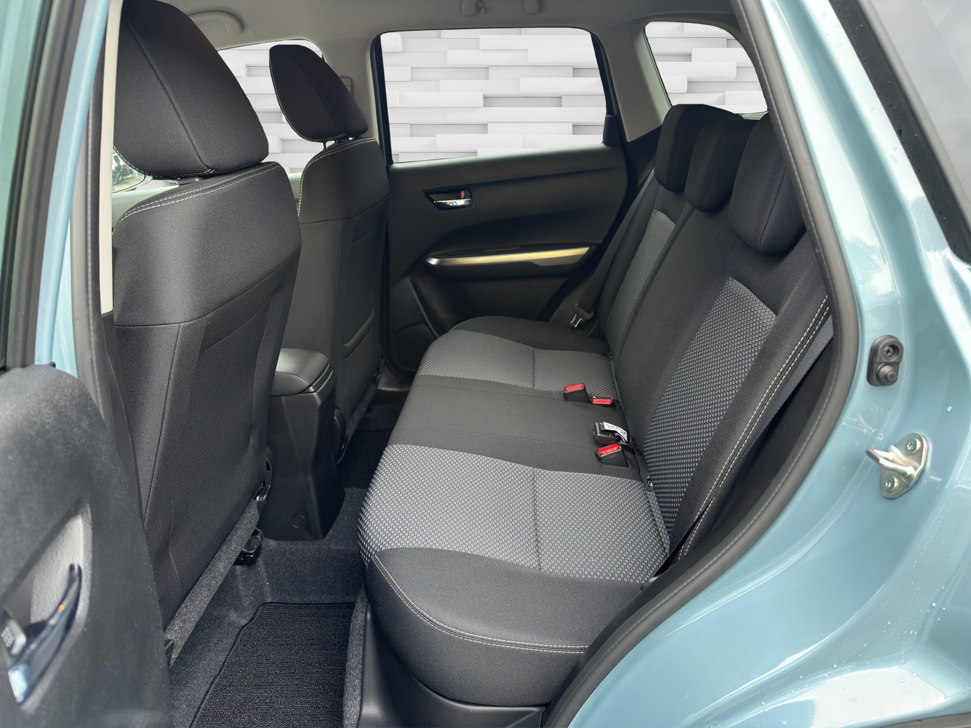 SUZUKI Vitara 1.4 Boosterjet Sakura 4x4 Hybrid Automatic-image-5