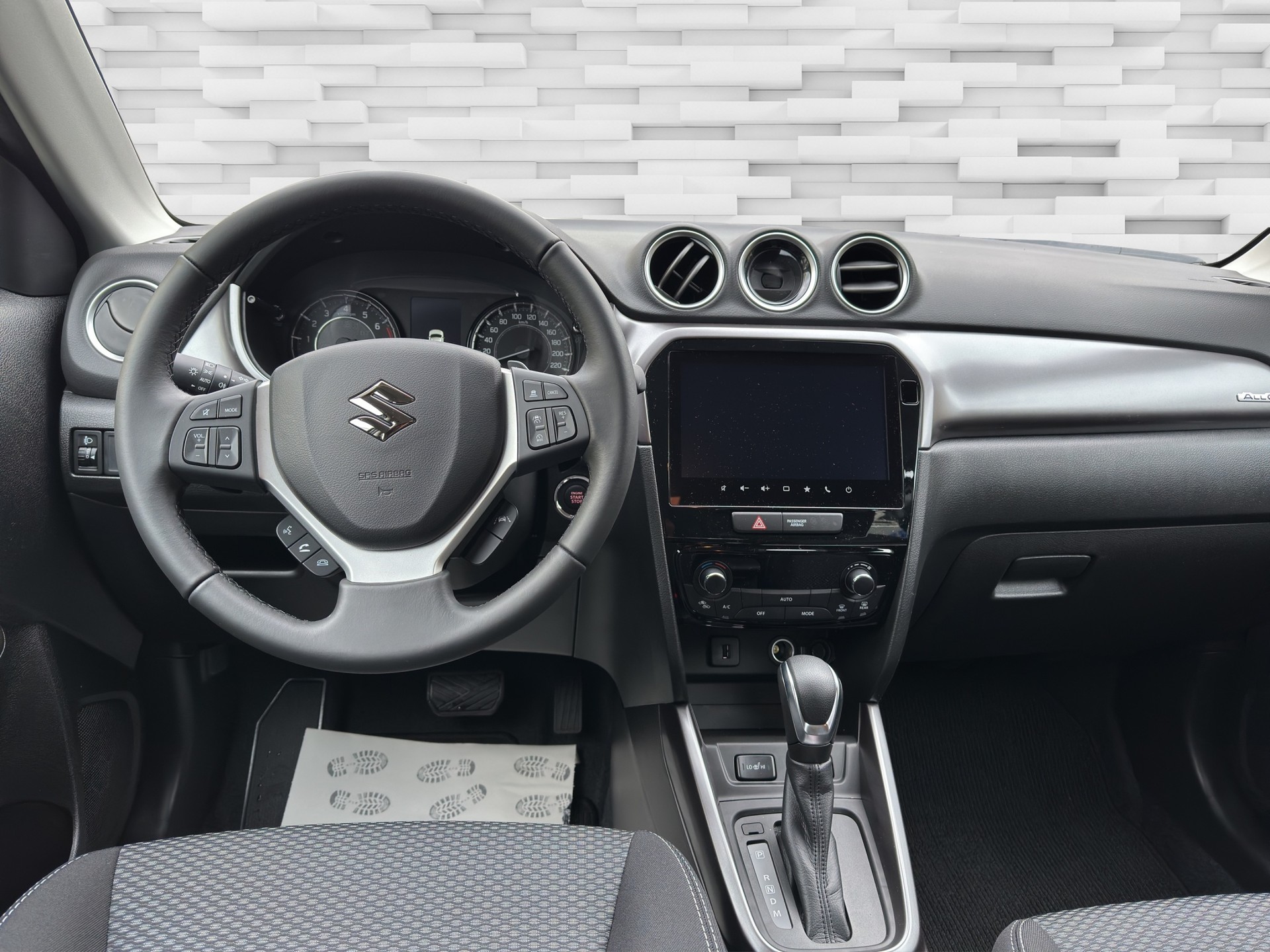 SUZUKI Vitara 1.4 Boosterjet Sakura 4x4 Hybrid Automatic-image-6