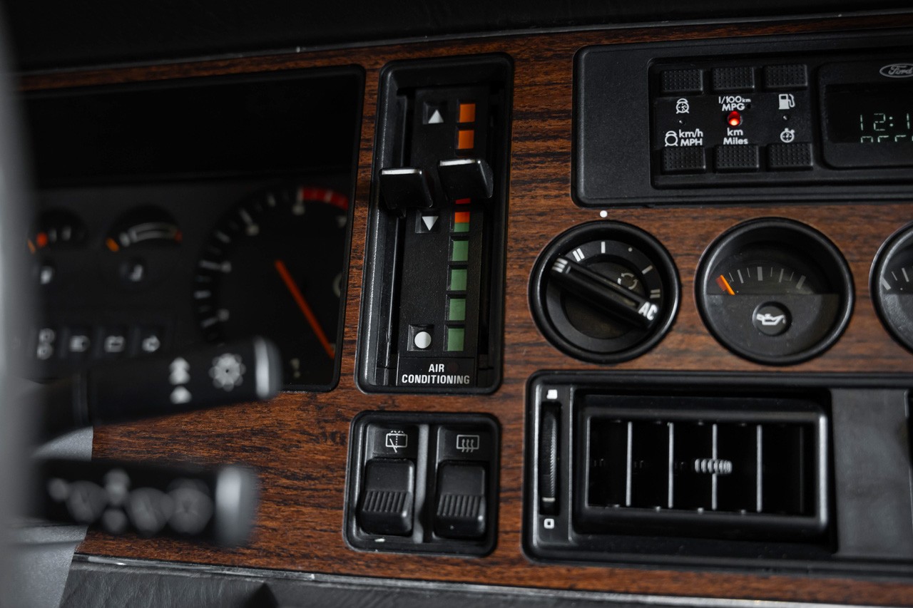 FORD Granada 2800i-image-25
