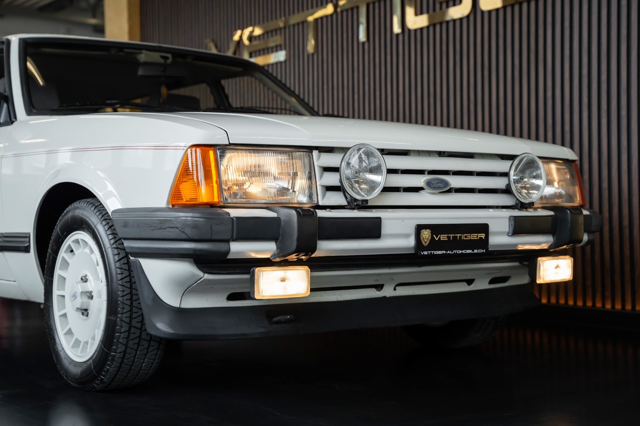 FORD Granada 2800i-image-32