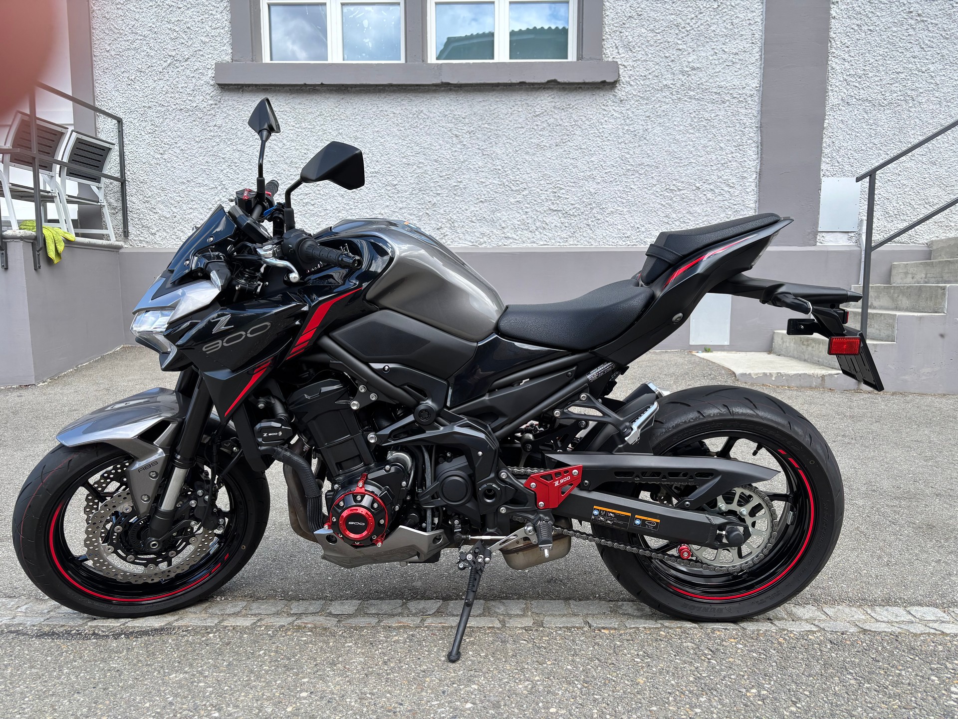 KAWASAKI Z 900-image-2