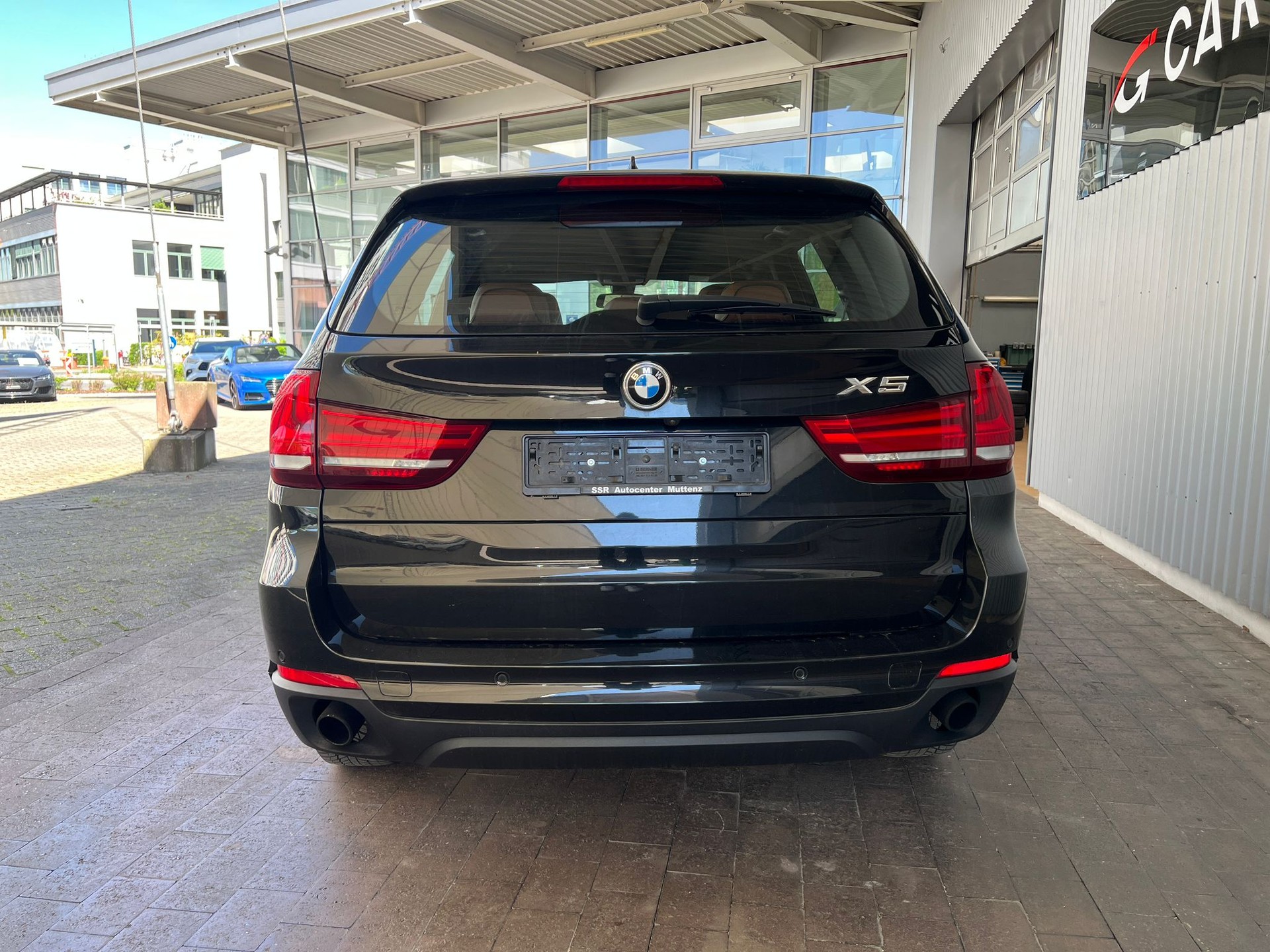 BMW X5 xDrive 25d Steptronic-showroom-element-2