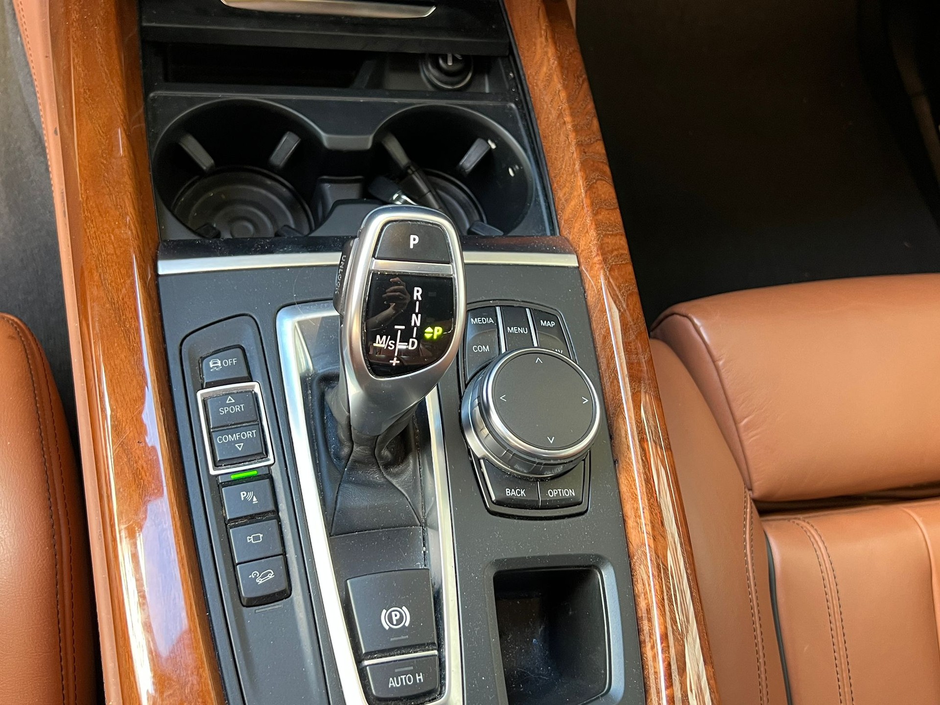BMW X5 xDrive 25d Steptronic-image-14