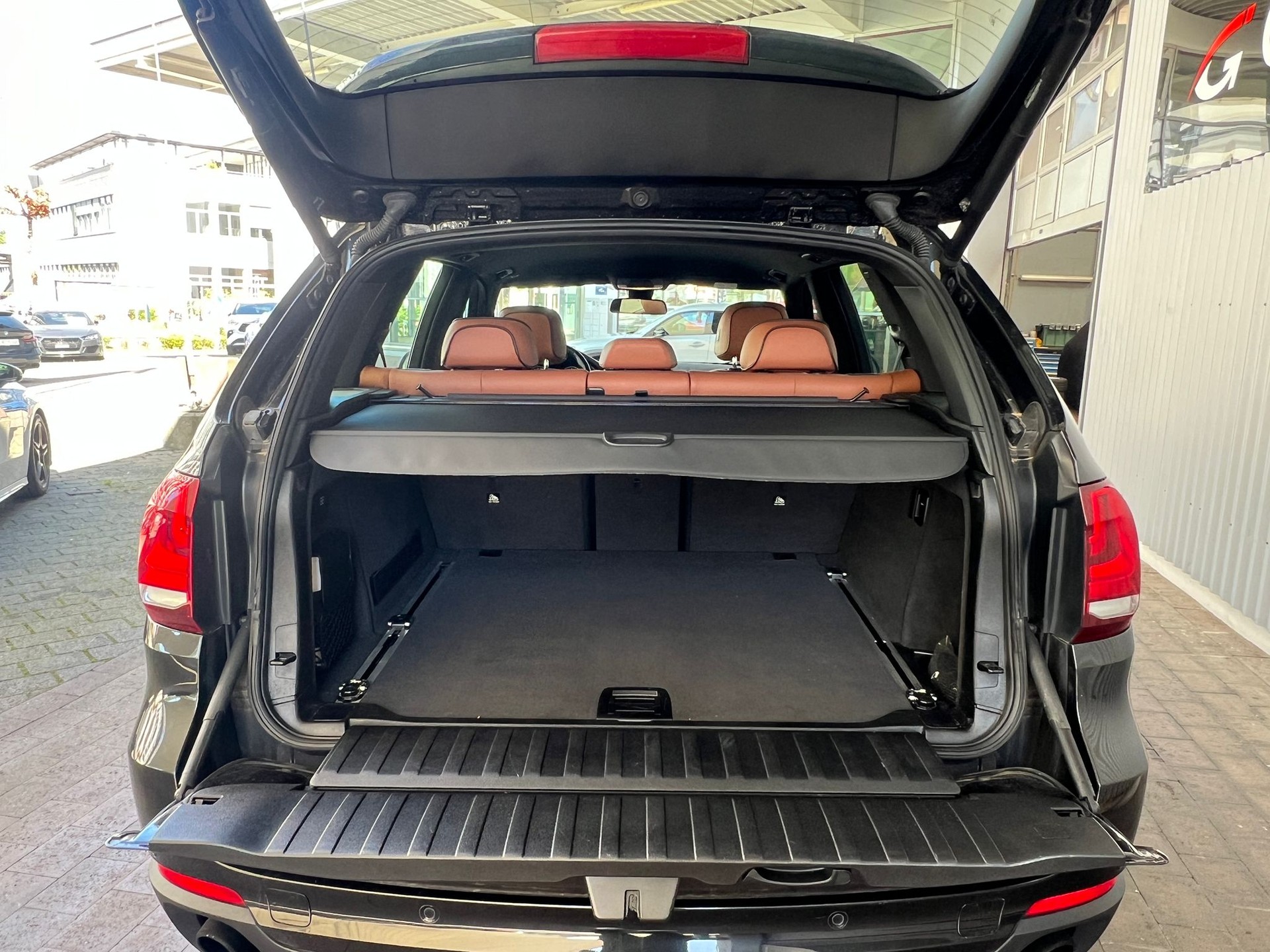 BMW X5 xDrive 25d Steptronic-image-16