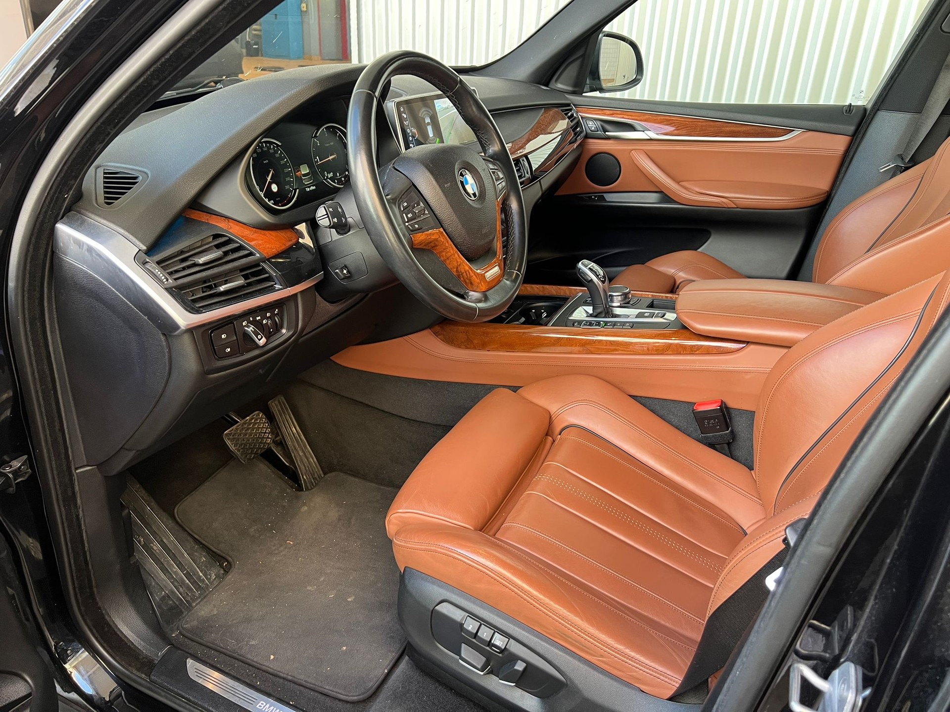 BMW X5 xDrive 25d Steptronic-image-10