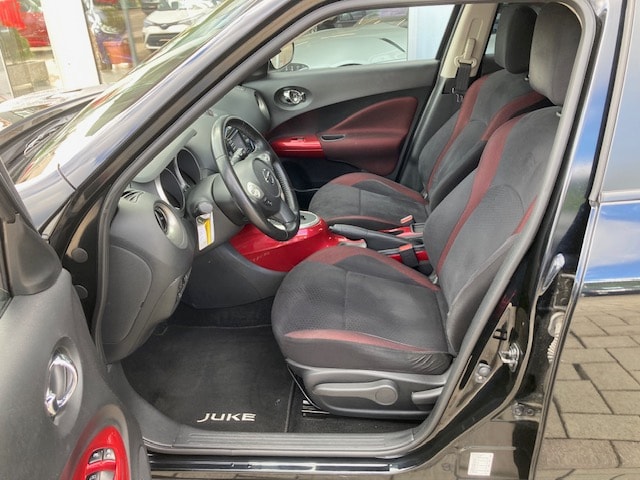 NISSAN Juke 1.6 DIG-T tekna 4x4 Xtronic M-CVT-image-9