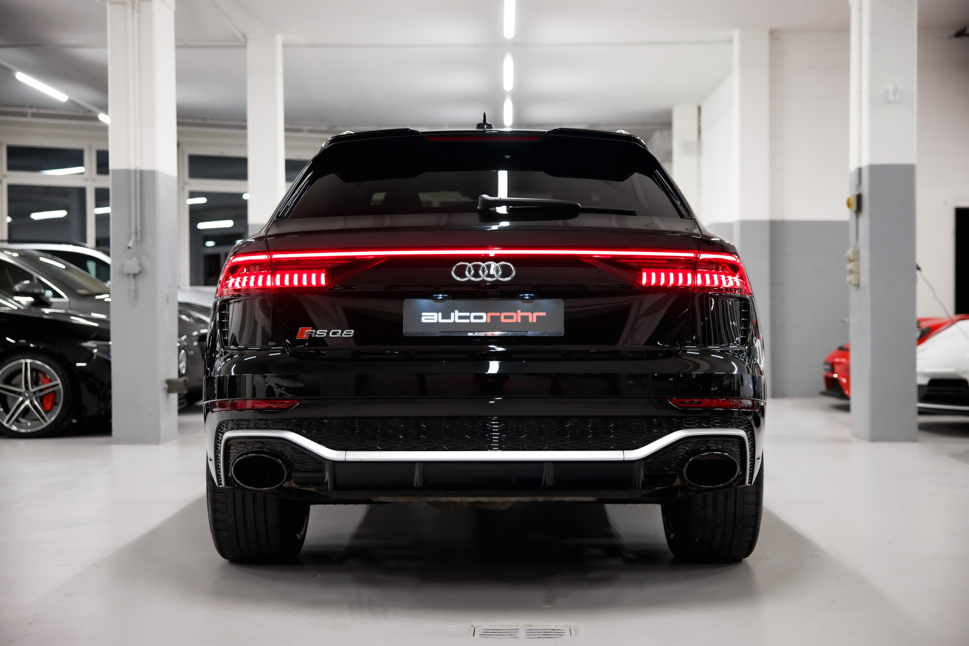 AUDI RSQ8 quattro tiptronic-image-5
