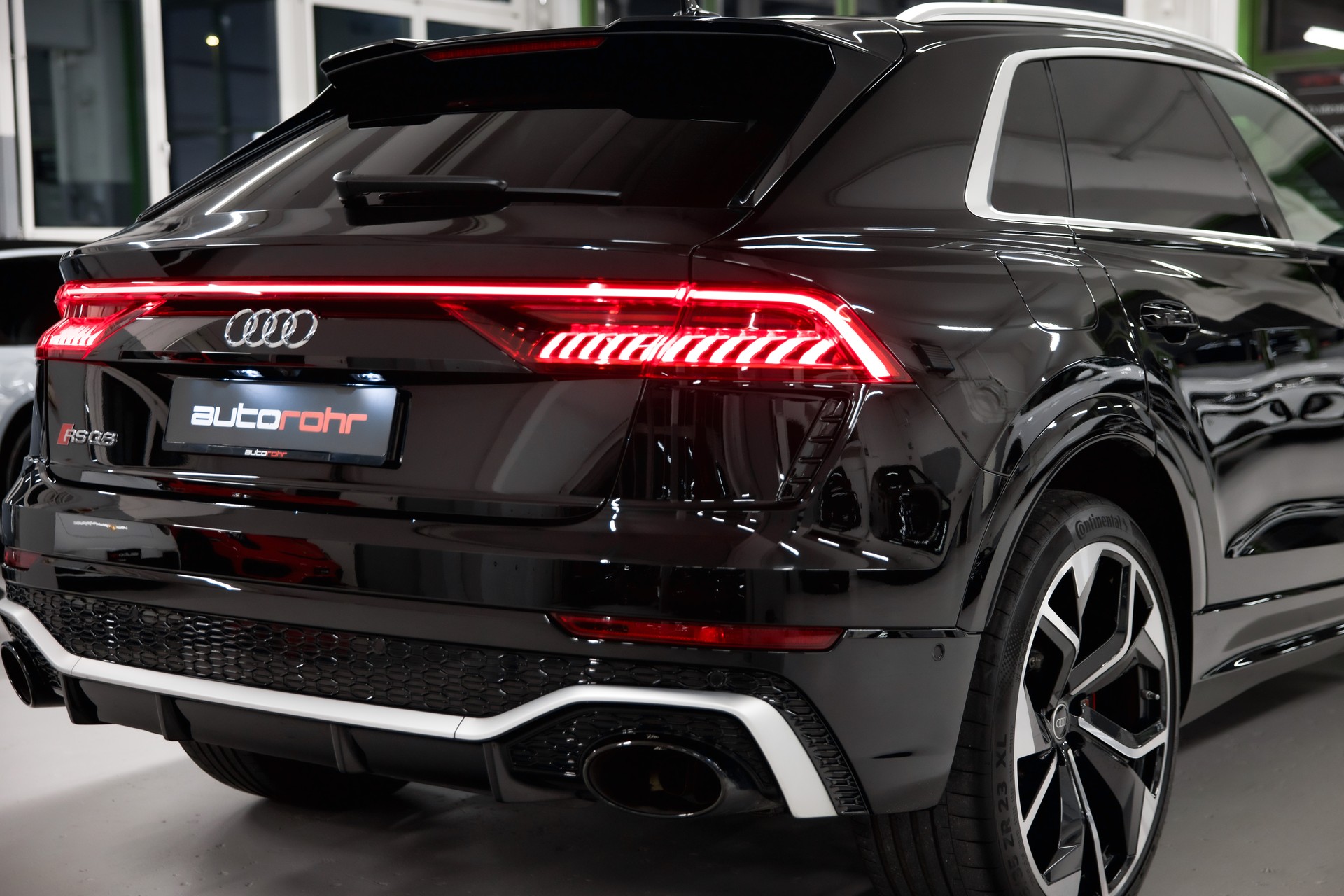 AUDI RSQ8 quattro tiptronic-image-11