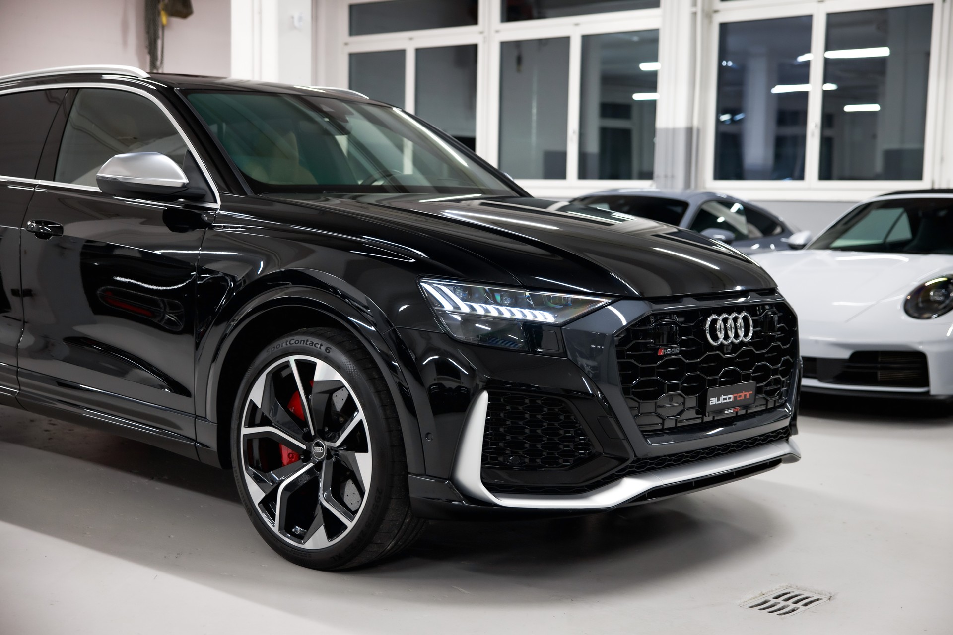 AUDI RSQ8 quattro tiptronic-image-8