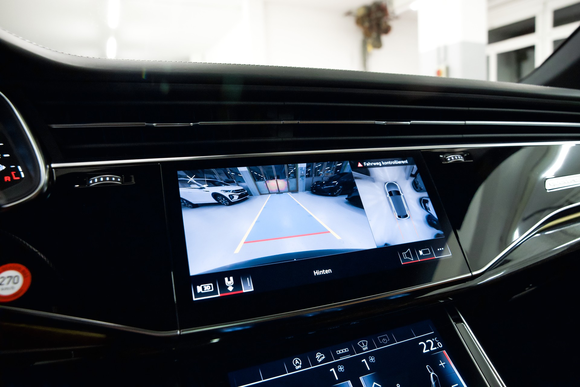 AUDI RSQ8 quattro tiptronic-image-30