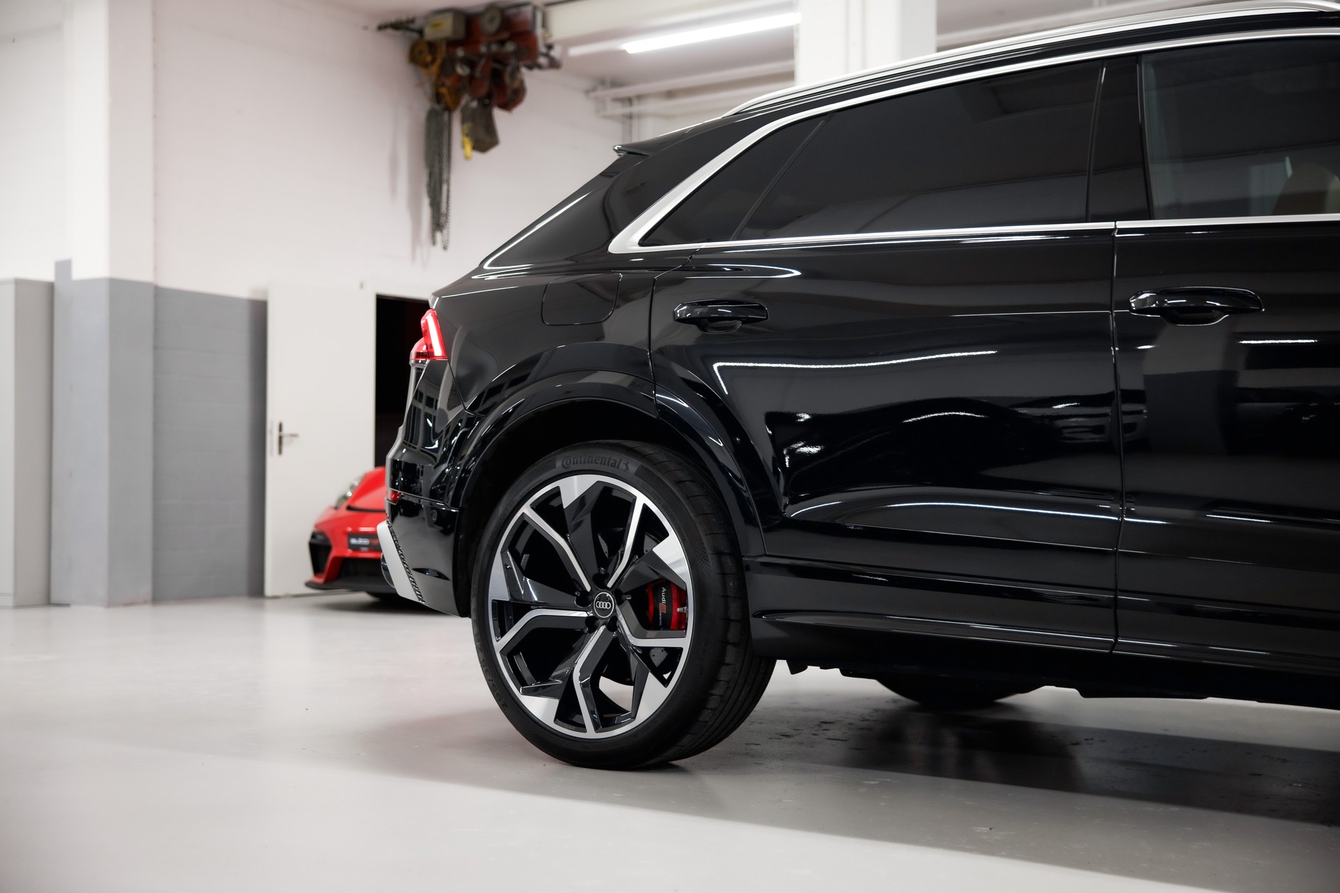 AUDI RSQ8 quattro tiptronic-image-10