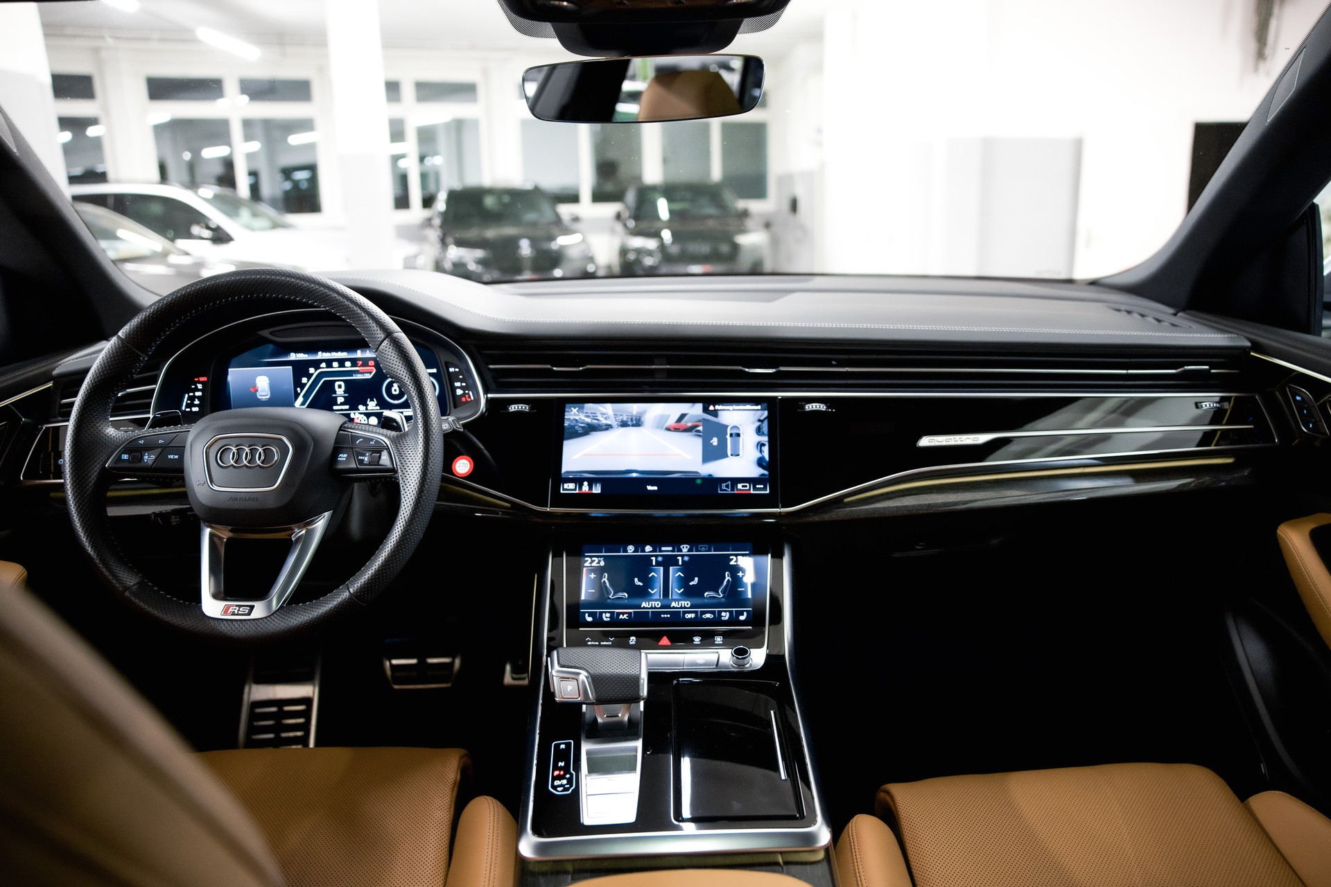 AUDI RSQ8 quattro tiptronic-image-16