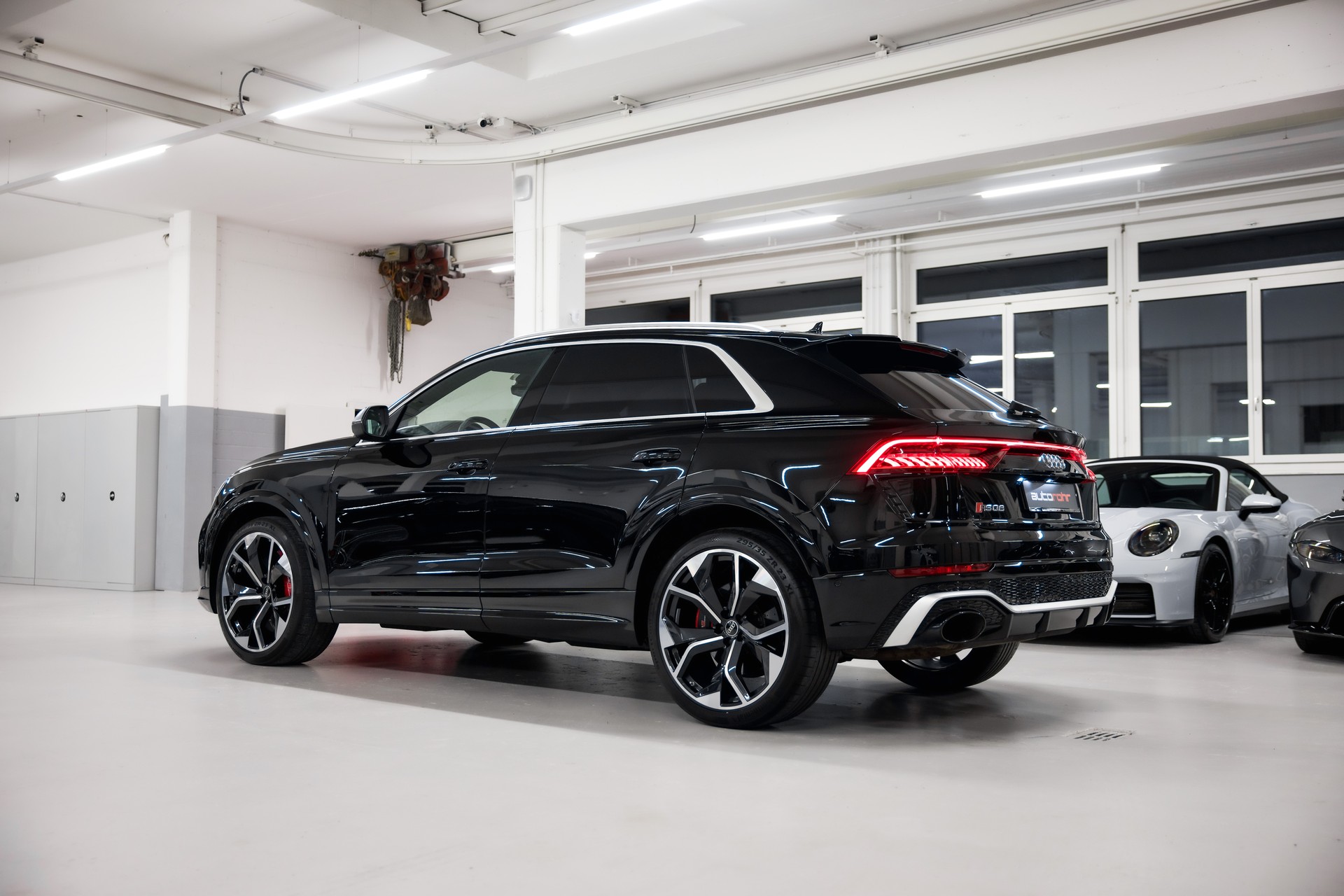 AUDI RSQ8 quattro tiptronic-image-7