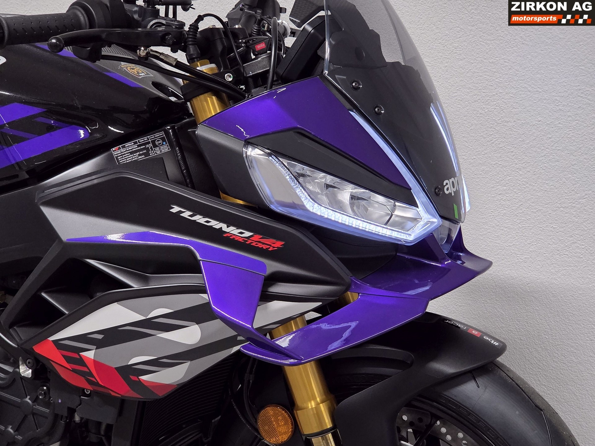 APRILIA Tuono V4 1100 E5+ Factory-image-3