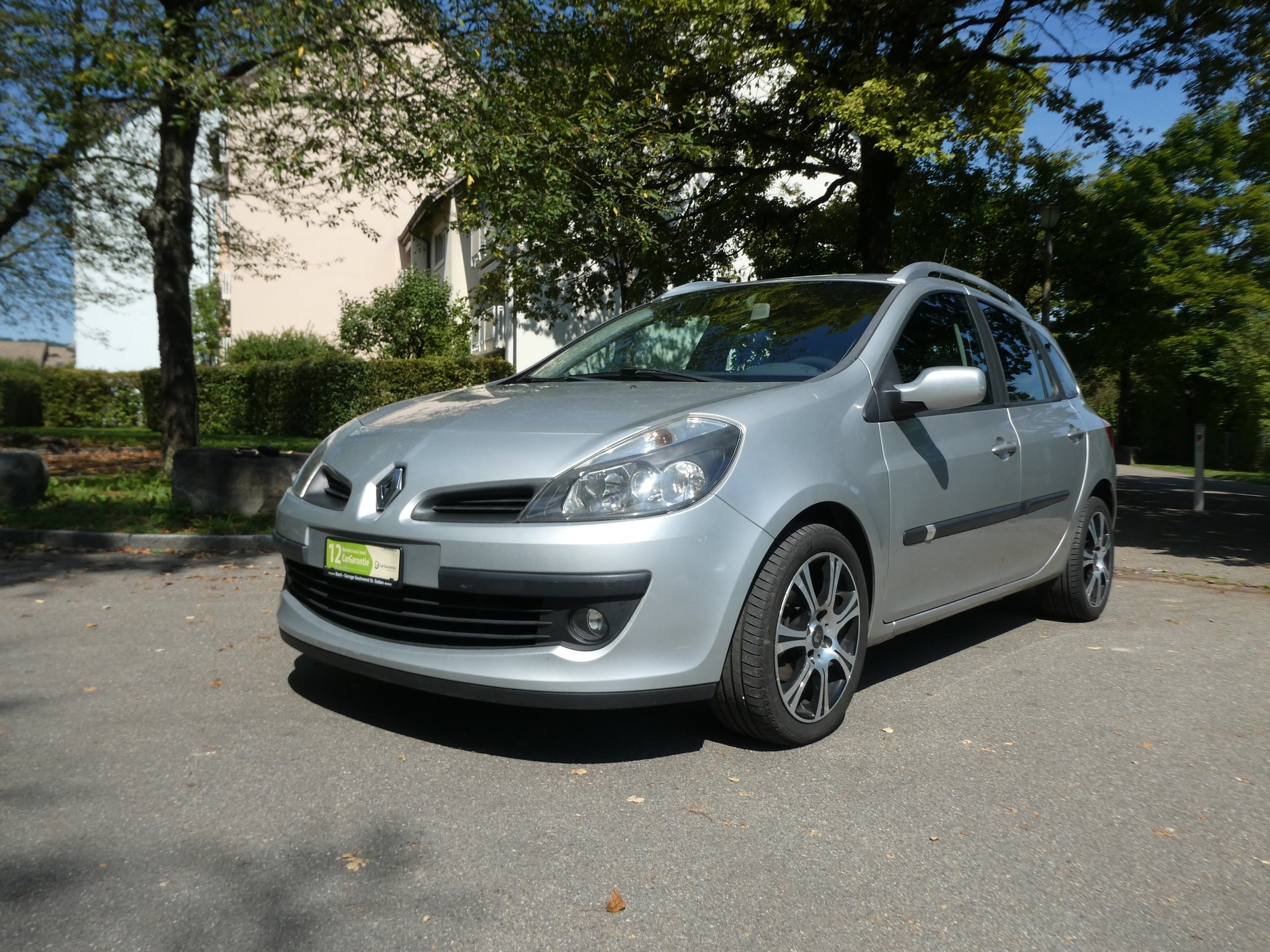 RENAULT Clio Grandtour 1.2 16V Turbo Dynamique