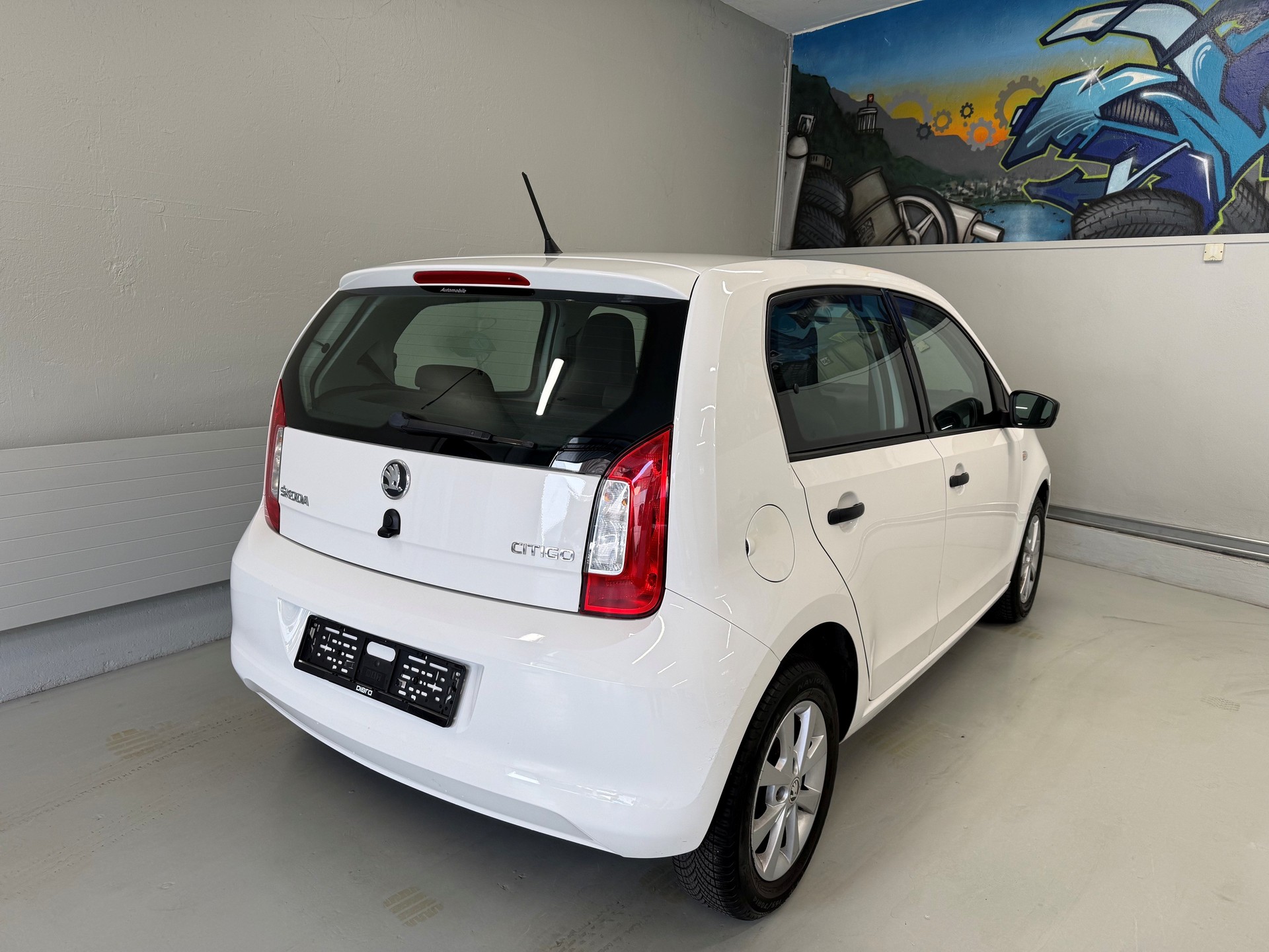 SKODA Citigo 1.0 Active ASG-image-2
