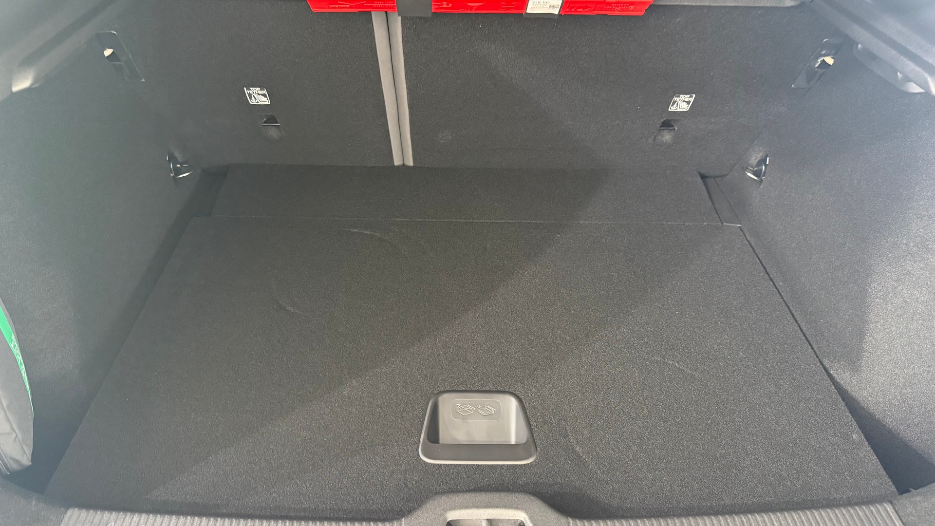 VOLVO EX 30 E60 Twin Ultra Performanc-image-12