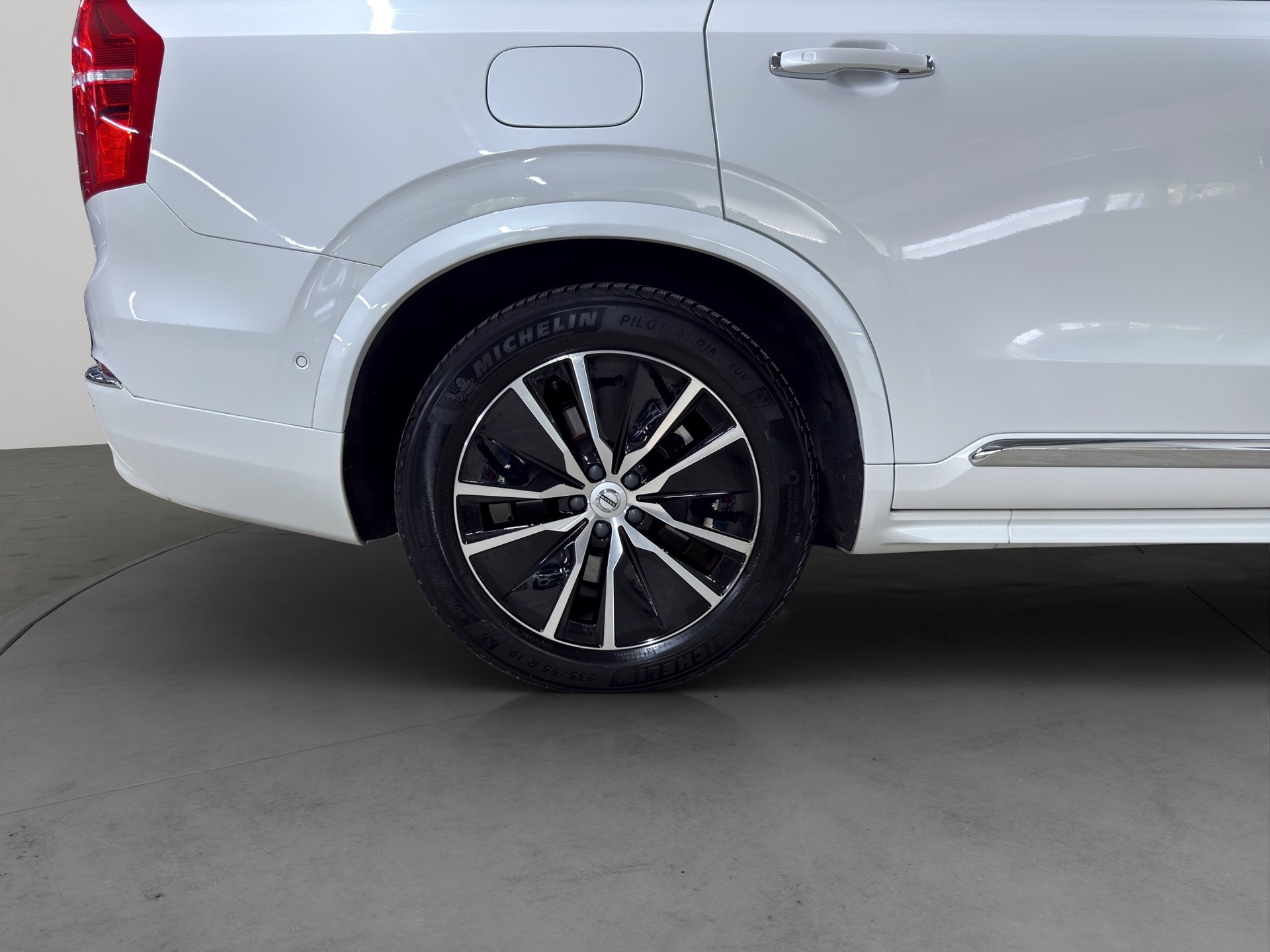 VOLVO XC90 T8 eAWD PluginHybrid Inscription Geartronic-image-9