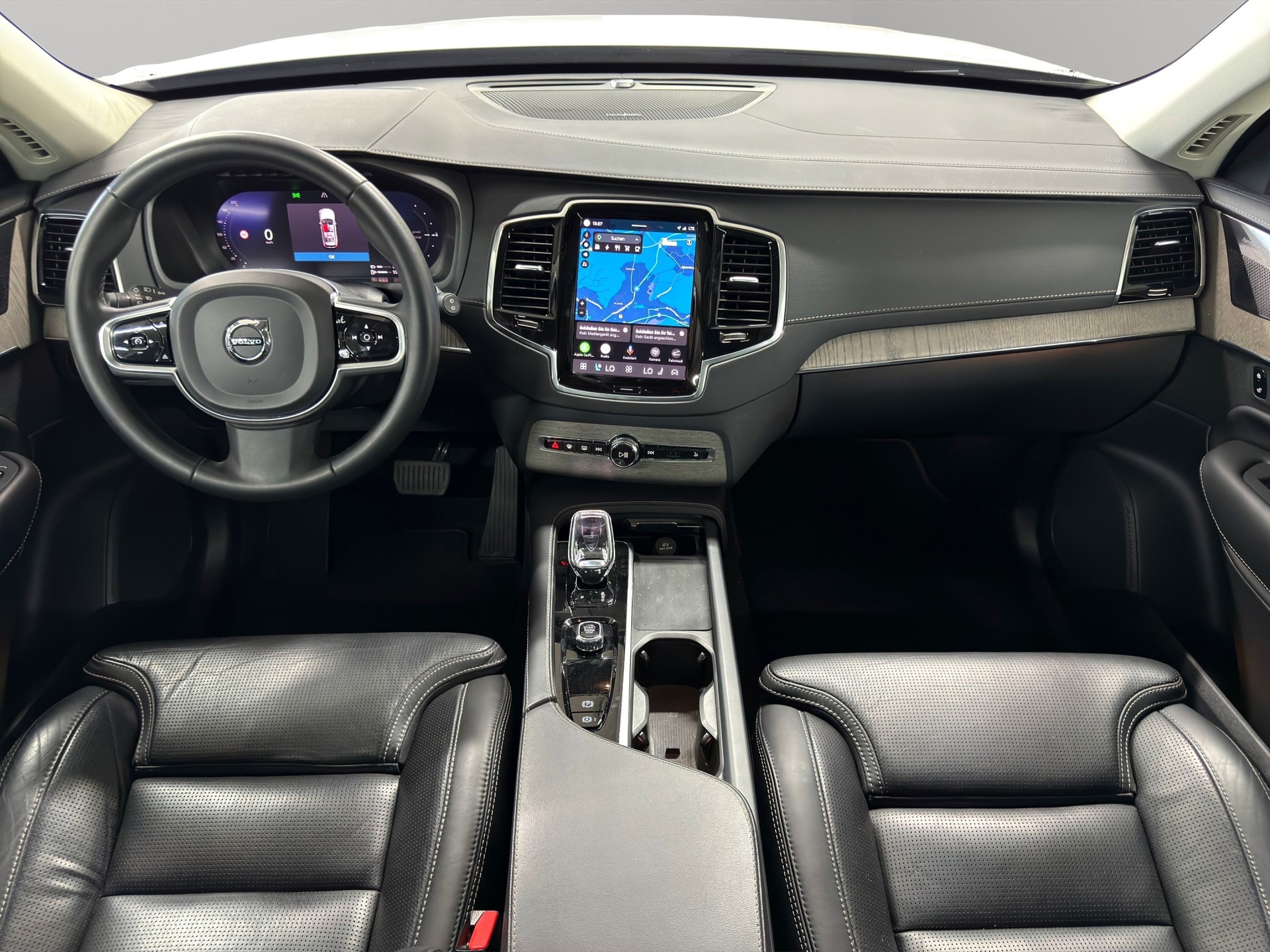 VOLVO XC90 T8 eAWD PluginHybrid Inscription Geartronic-image-16