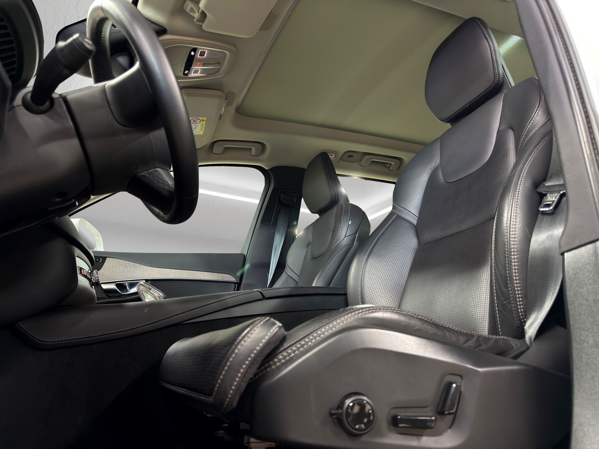 VOLVO XC90 T8 eAWD PluginHybrid Inscription Geartronic-image-12