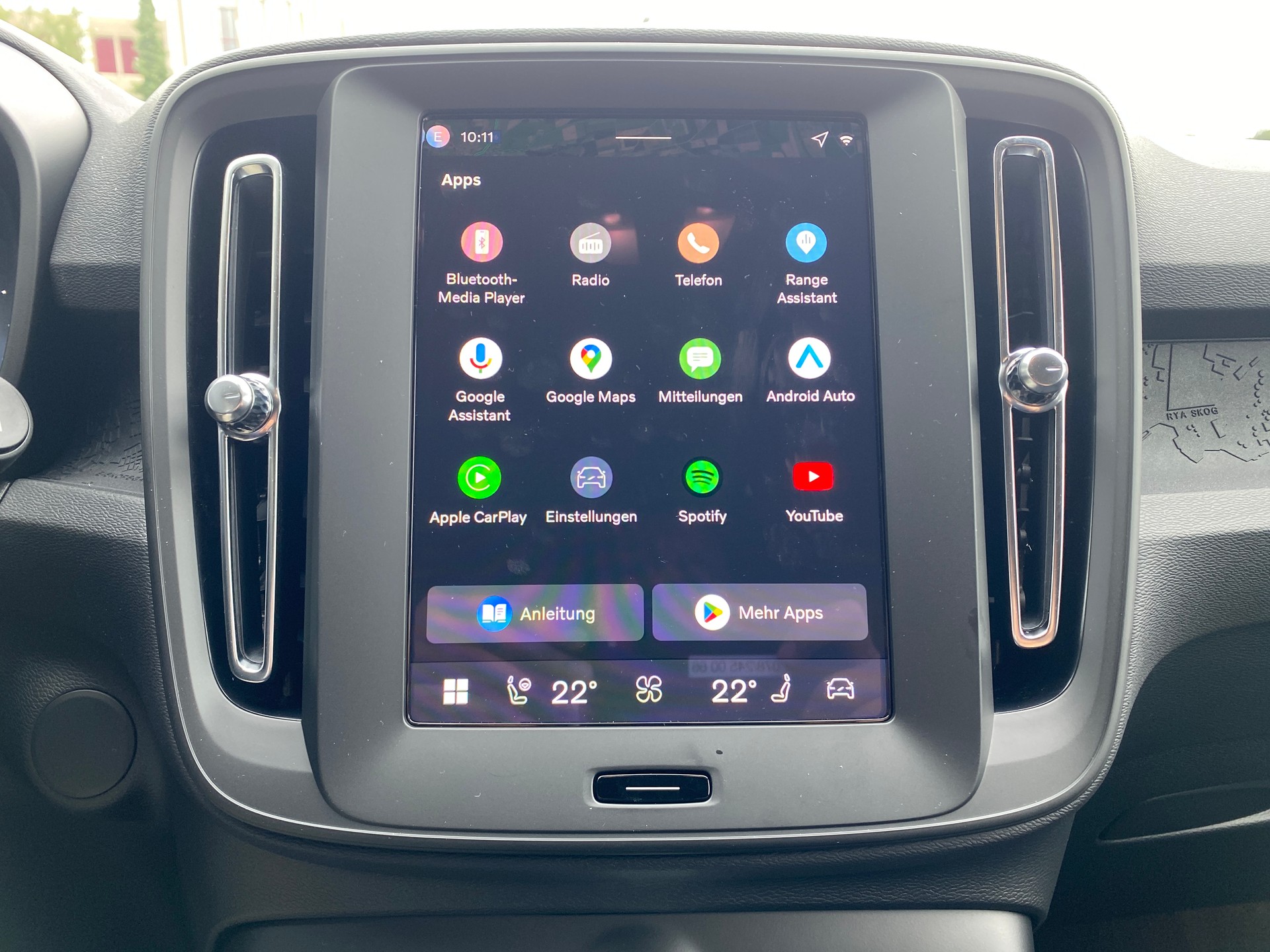 VOLVO EX40 Essential-image-12