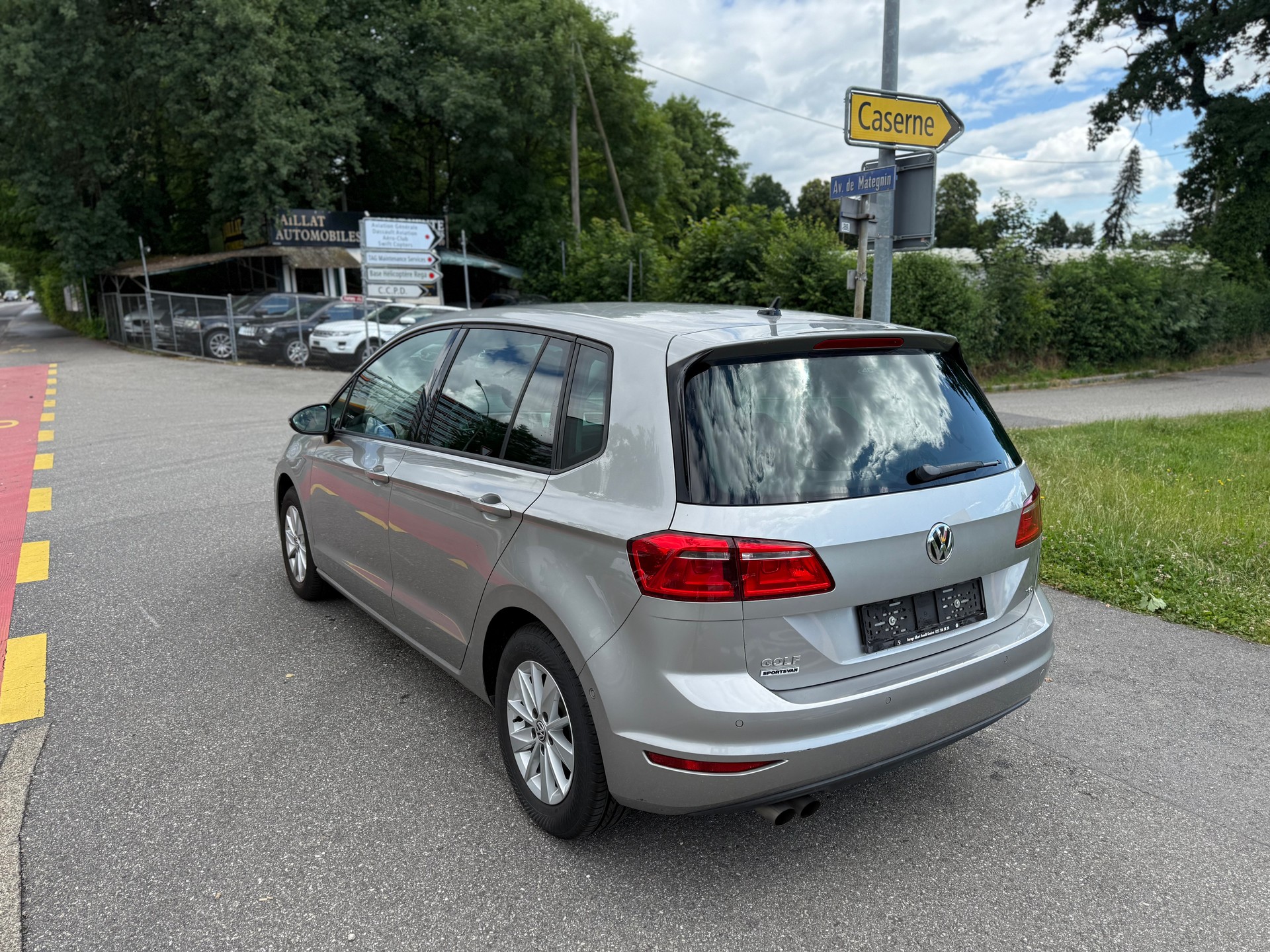 VW Golf Sportsvan 1.4 TSI Comfortline DSG-image-4