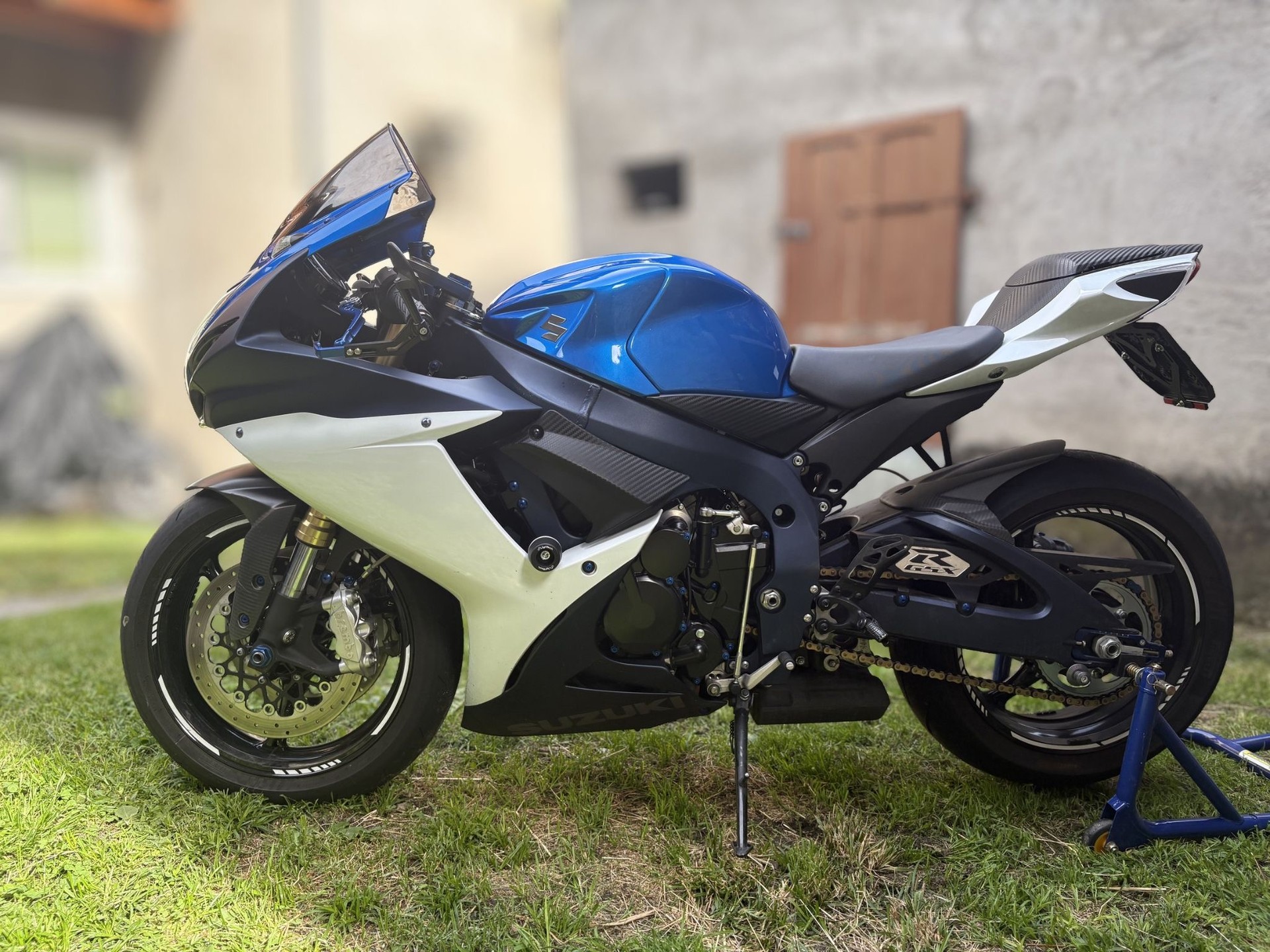 SUZUKI GSX-R 750 L1-image-0