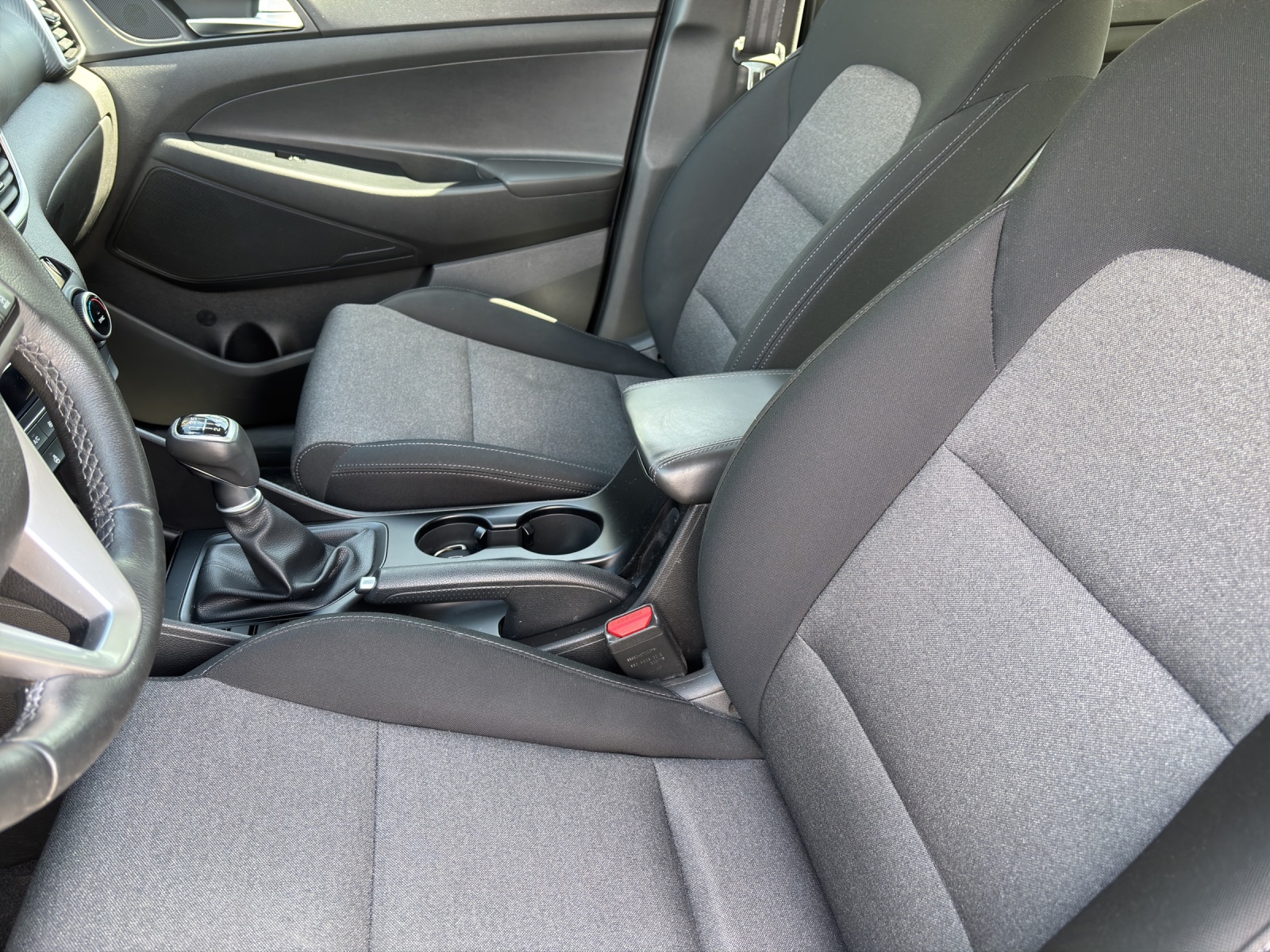 HYUNDAI Tucson 1.6 T-GDi Amplia 2WD-image-7