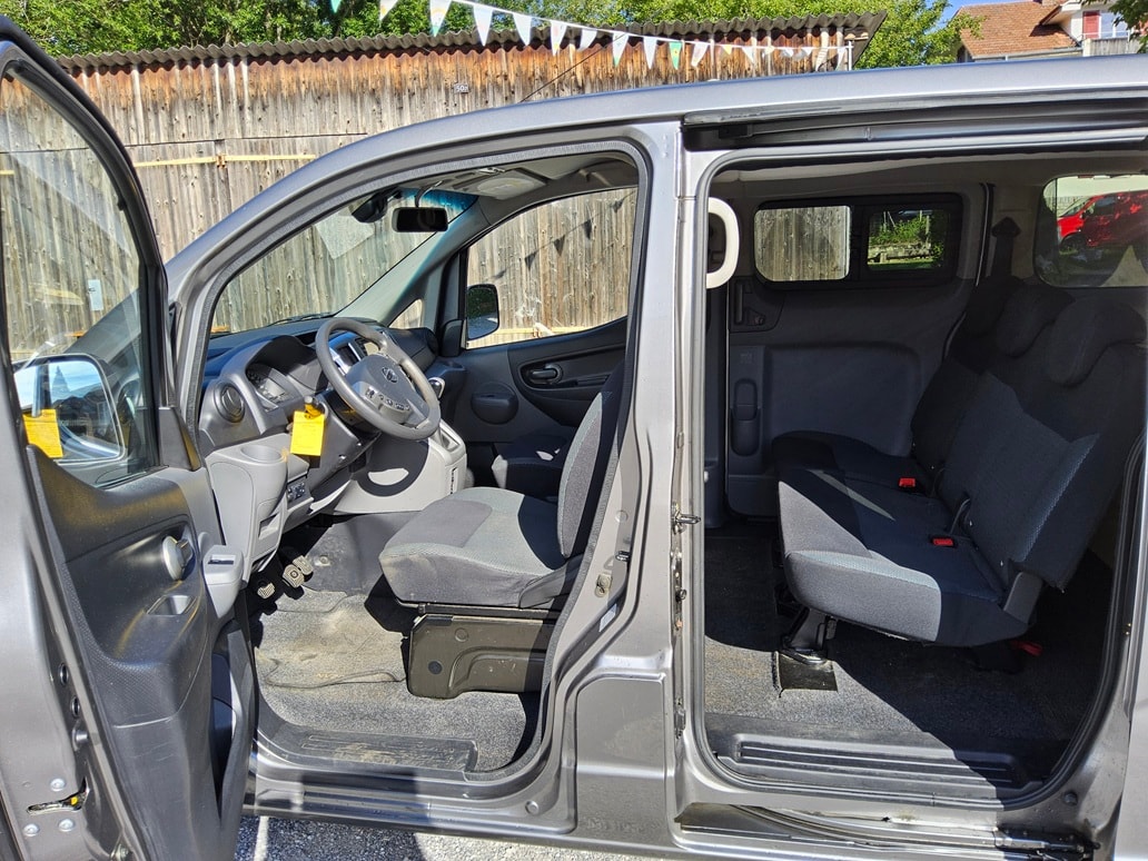 NISSAN NV200 1.5 dCi 110 Evalia Tekna-image-8