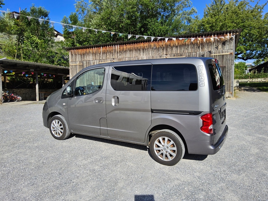 NISSAN NV200 1.5 dCi 110 Evalia Tekna-image-3