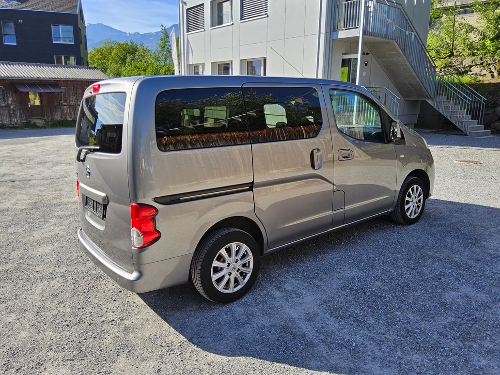 NISSAN NV200 1.5 dCi 110 Evalia Tekna-image-5