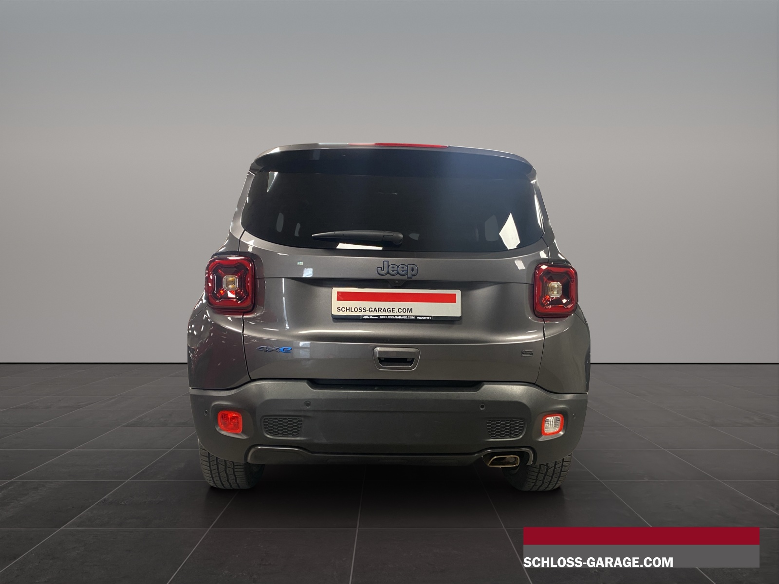 JEEP RENEGADE 1.3 First Edition 4-showroom-element-3