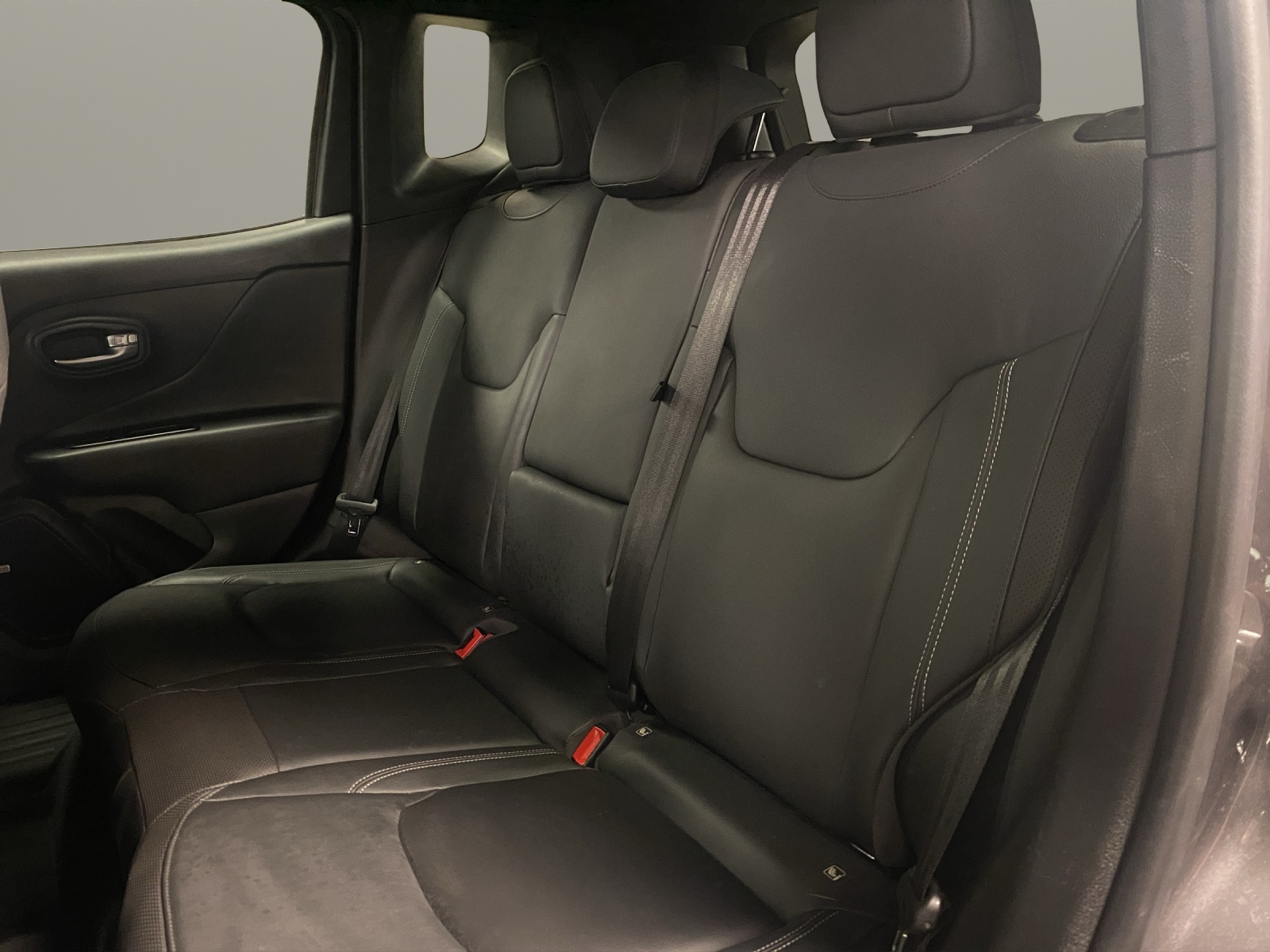 JEEP RENEGADE 1.3 First Edition 4-image-10