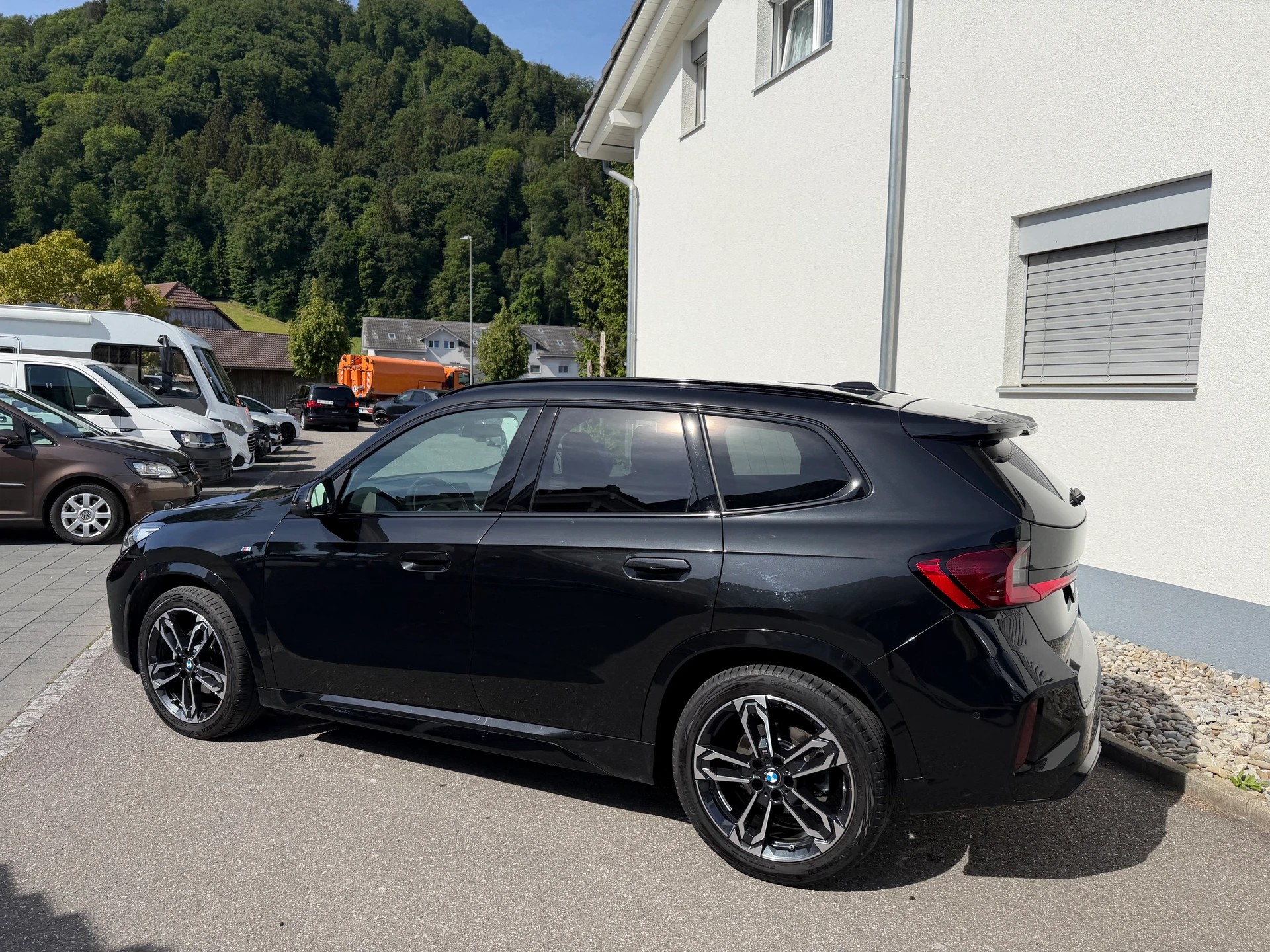 BMW X1 xDrive 20d 48V M Sport-image-12