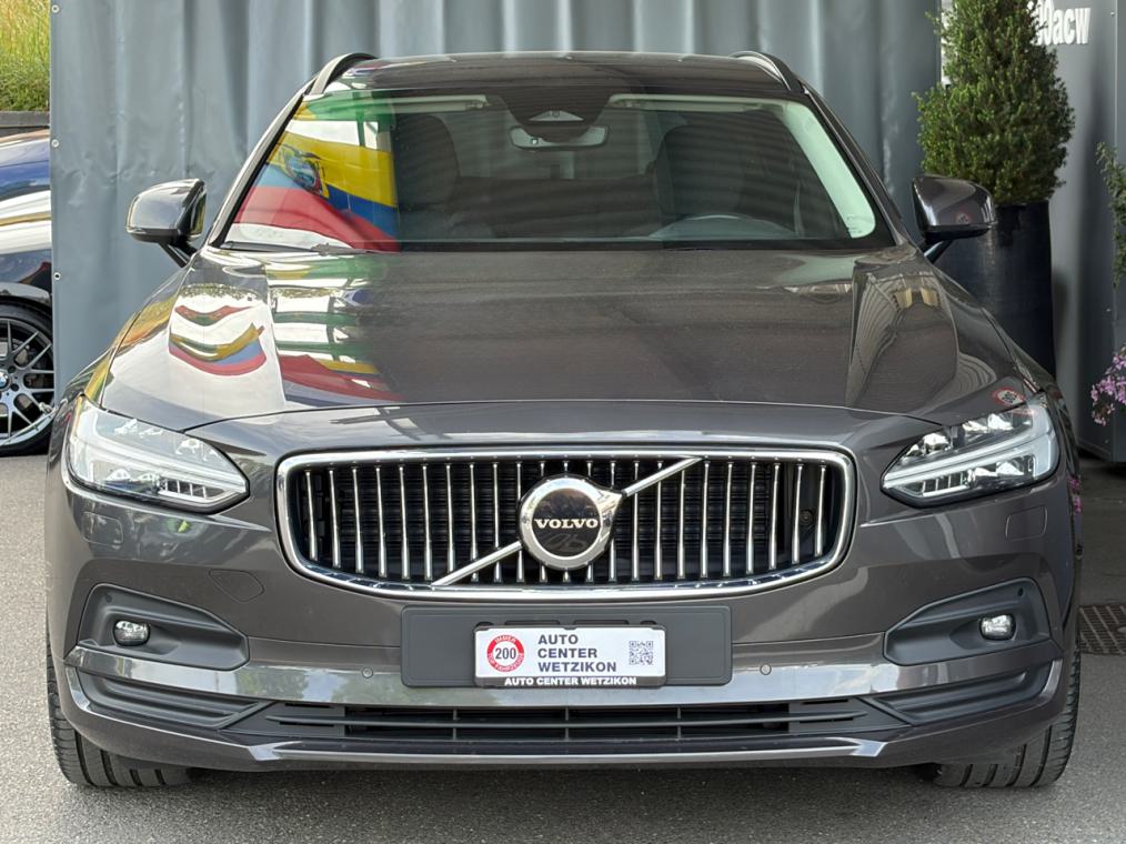 VOLVO V90 B4 Diesel Mild-Hybrid Momentum AWD