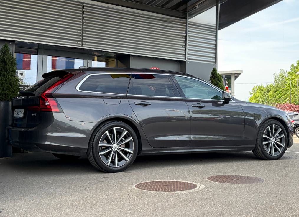 VOLVO V90 B4 Diesel Mild-Hybrid Momentum AWD-showroom-element-2