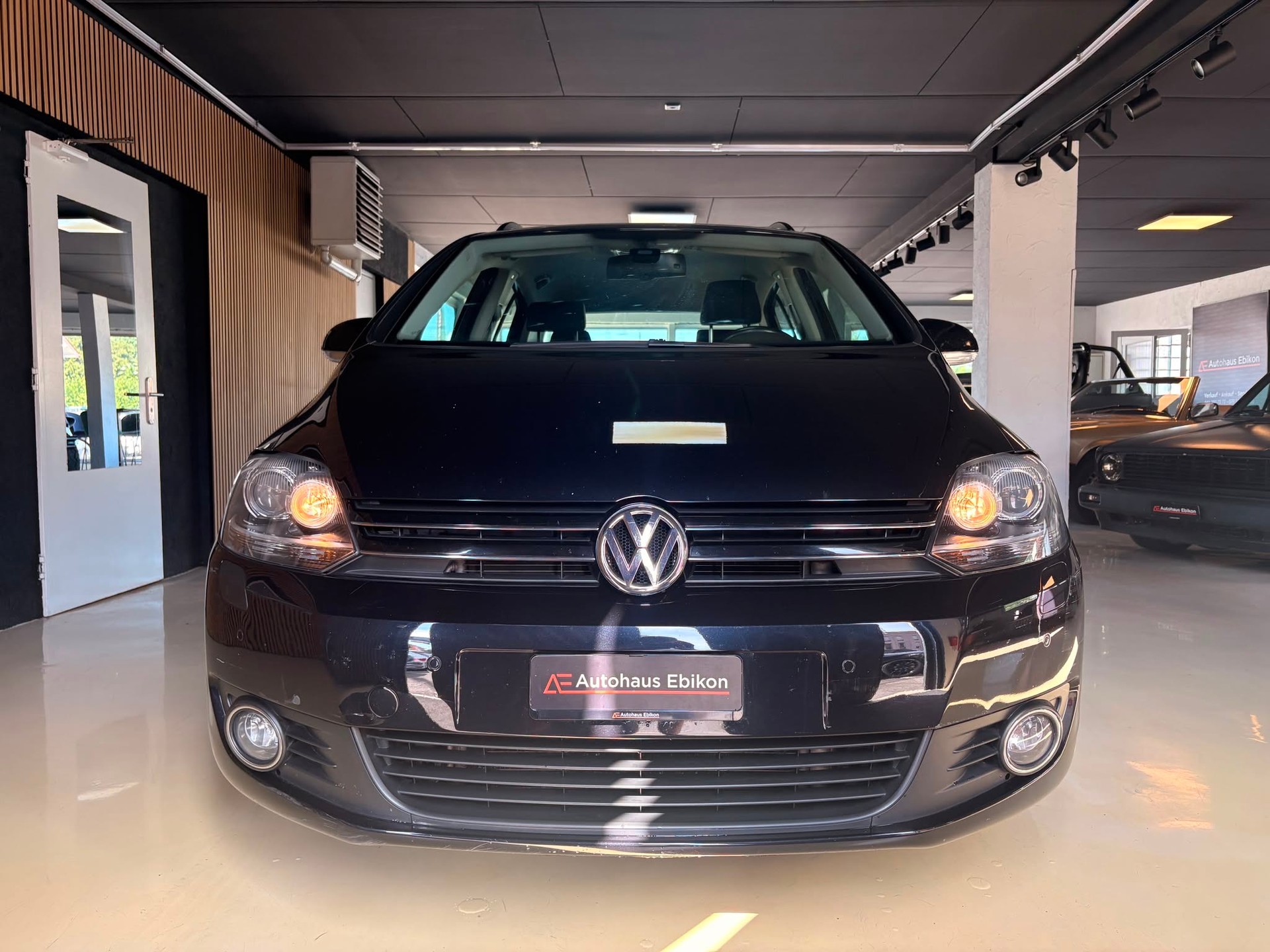 VW Golf Plus 1.4 TSI Highline DSG-showroom-element-1