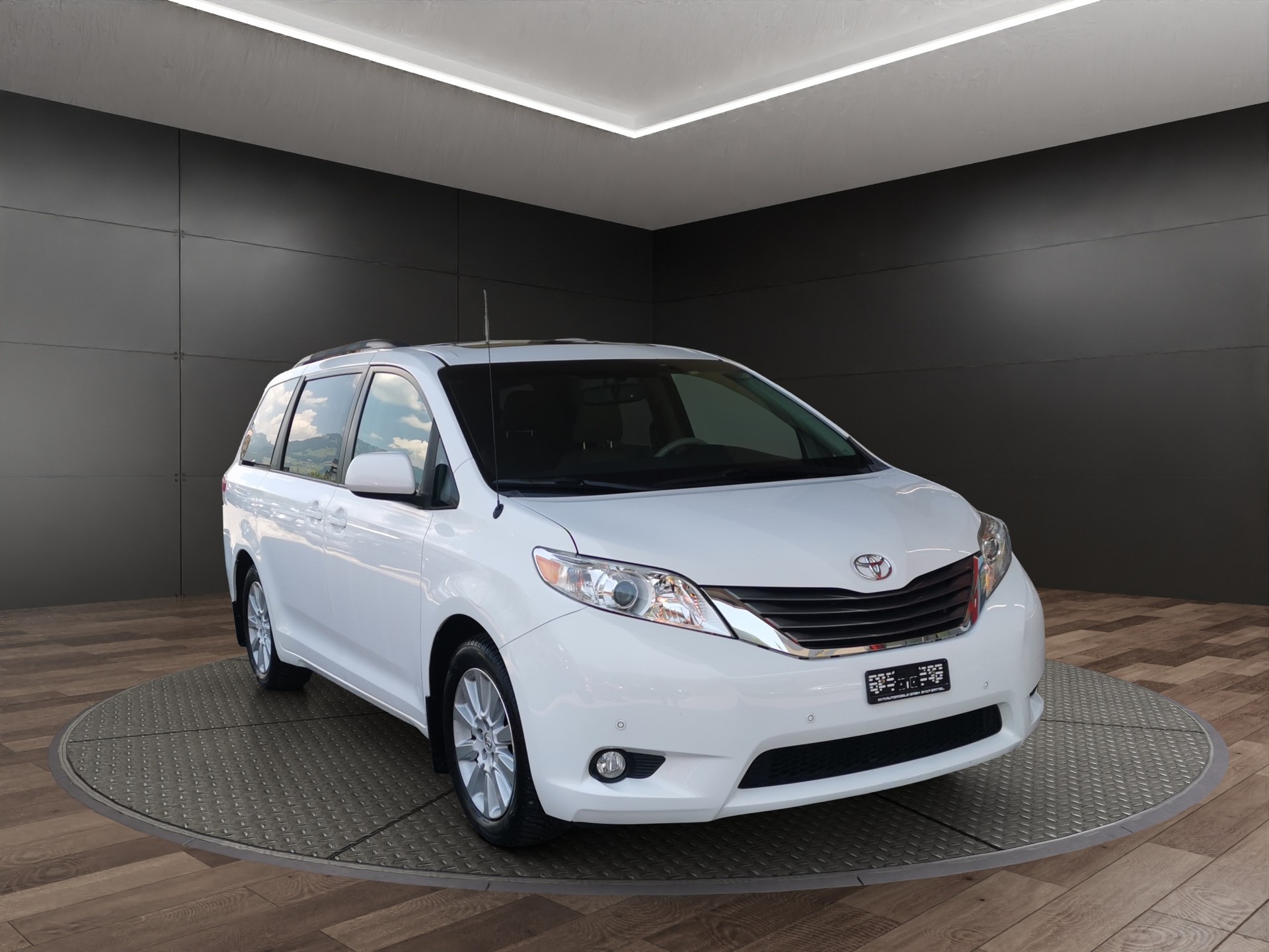 TOYOTA Sienna 3.5 A 4WD
