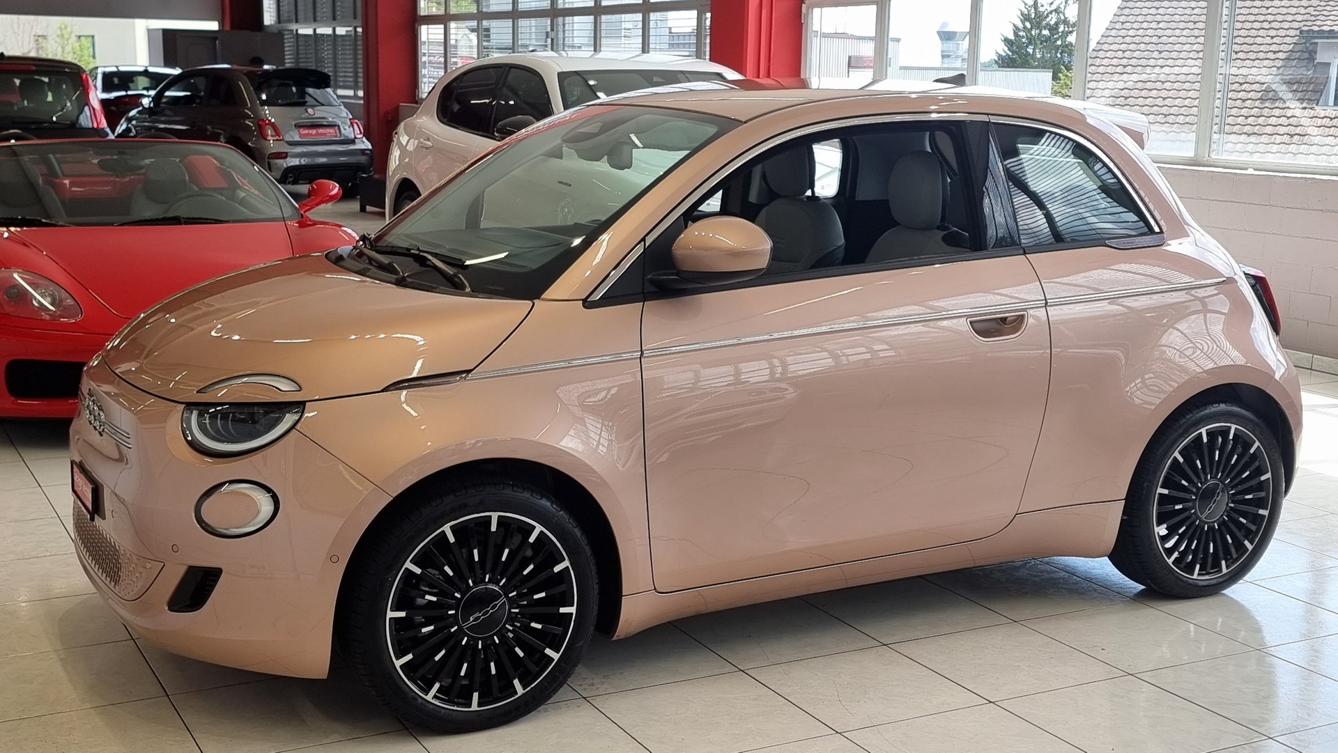 FIAT 500La Prima 3+1-showroom-element-1