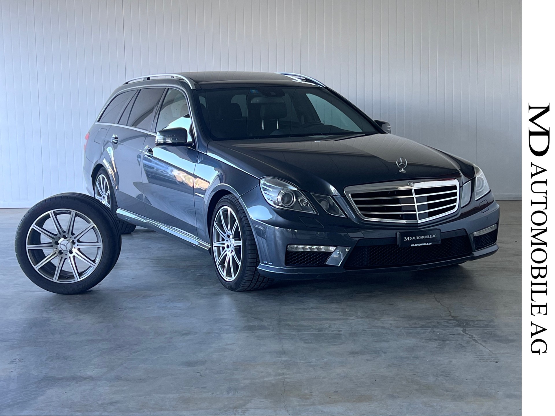 MERCEDES-BENZ E 63 CGI AMG 7G-Tronic