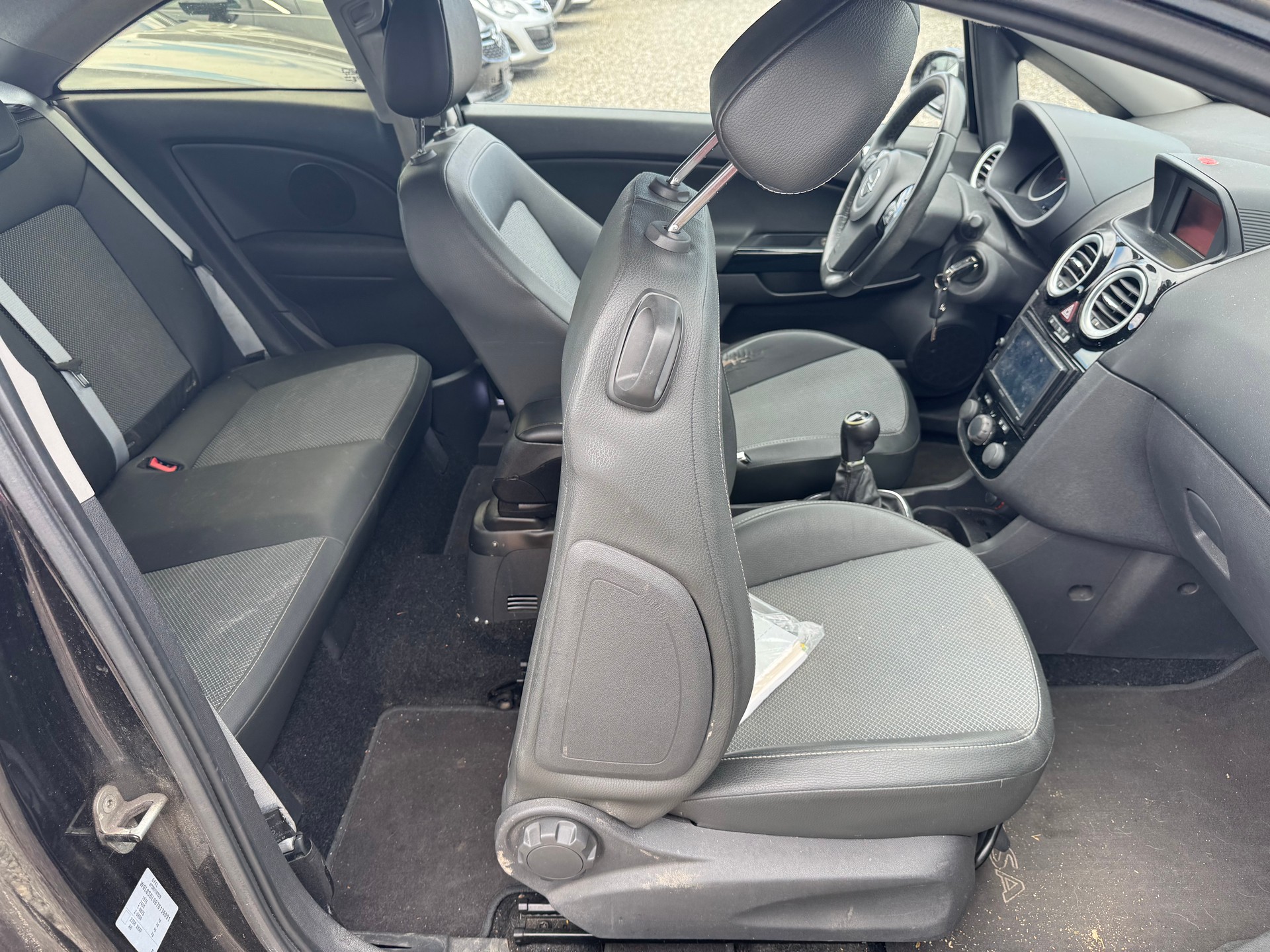 OPEL Corsa 1.2 TP-image-10