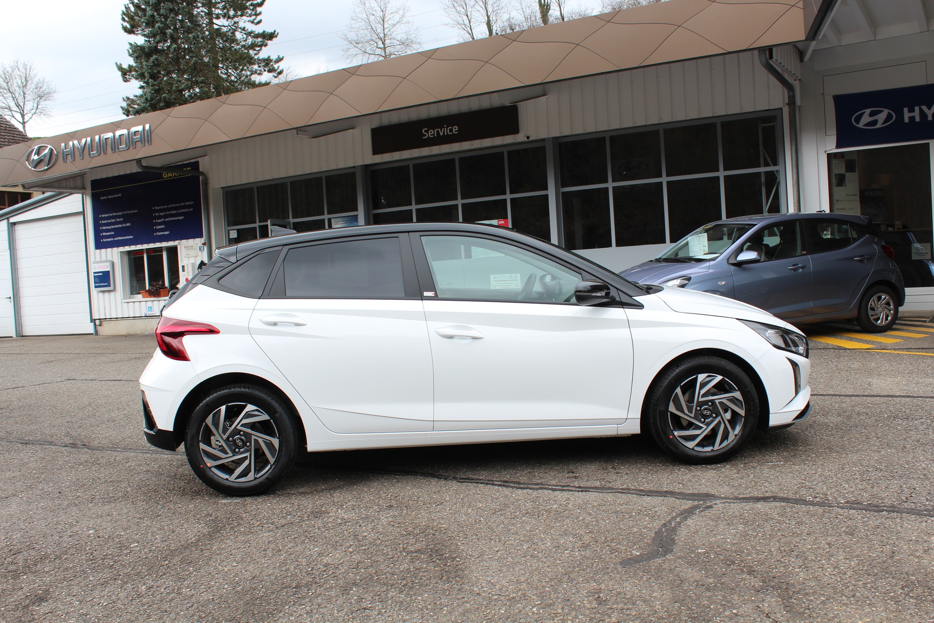 HYUNDAI i20 1.0 T-GDi Amplia DCT 100 PS ( MY25)-showroom-element-3